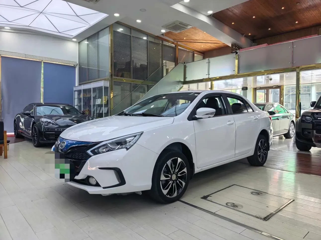 BYD QinEV