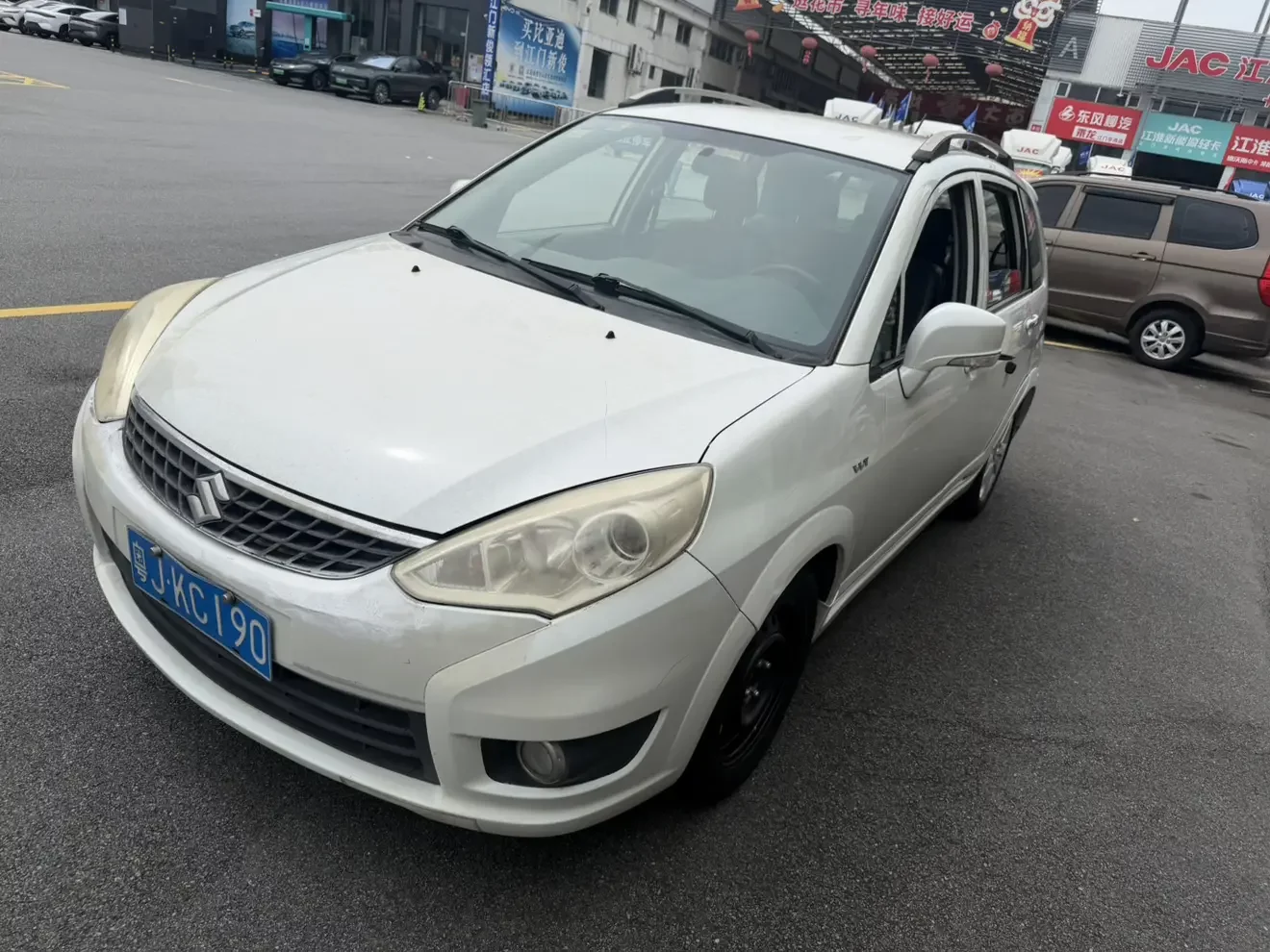 Suzuki Liana A6