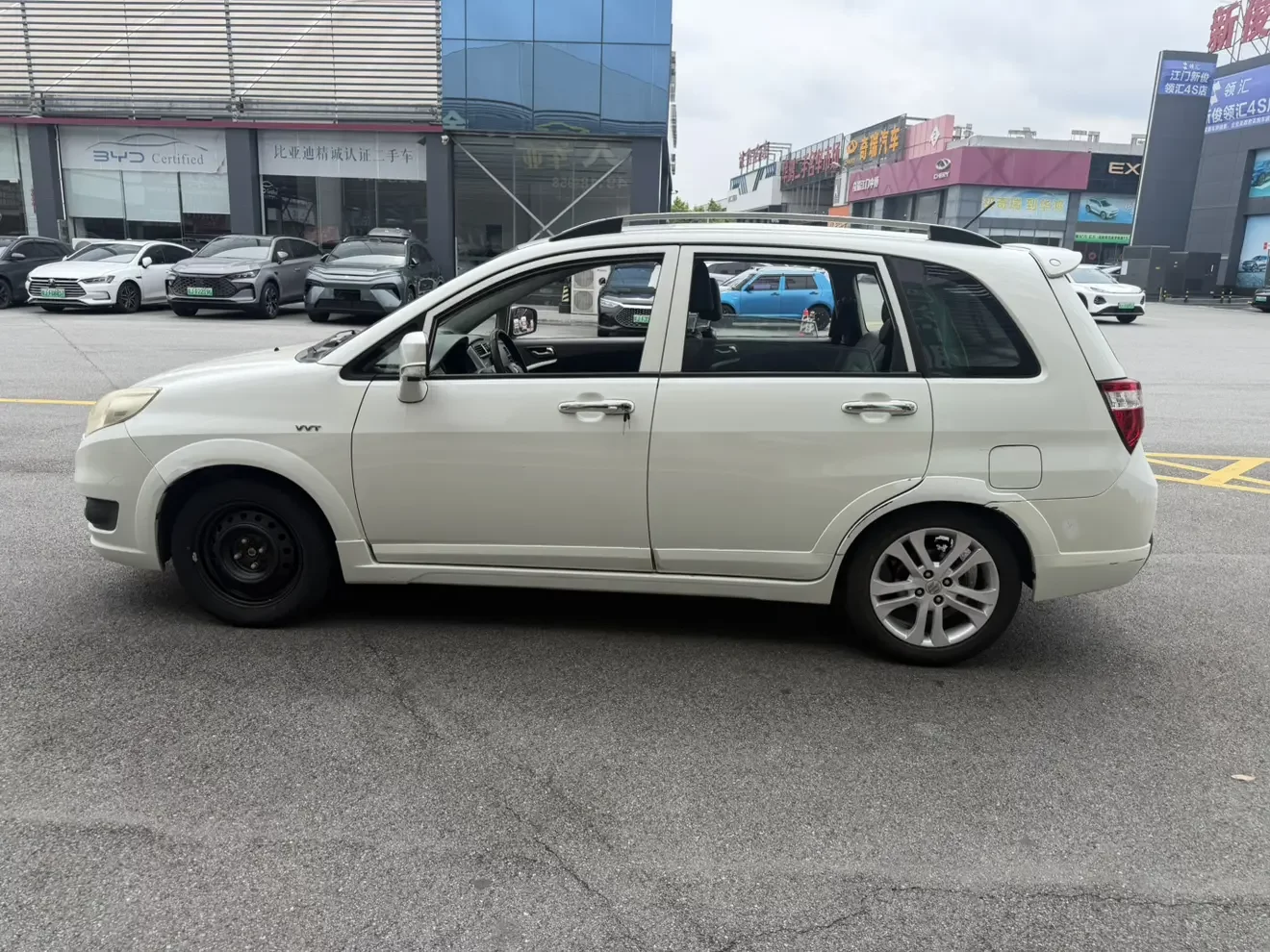 Suzuki Liana A6