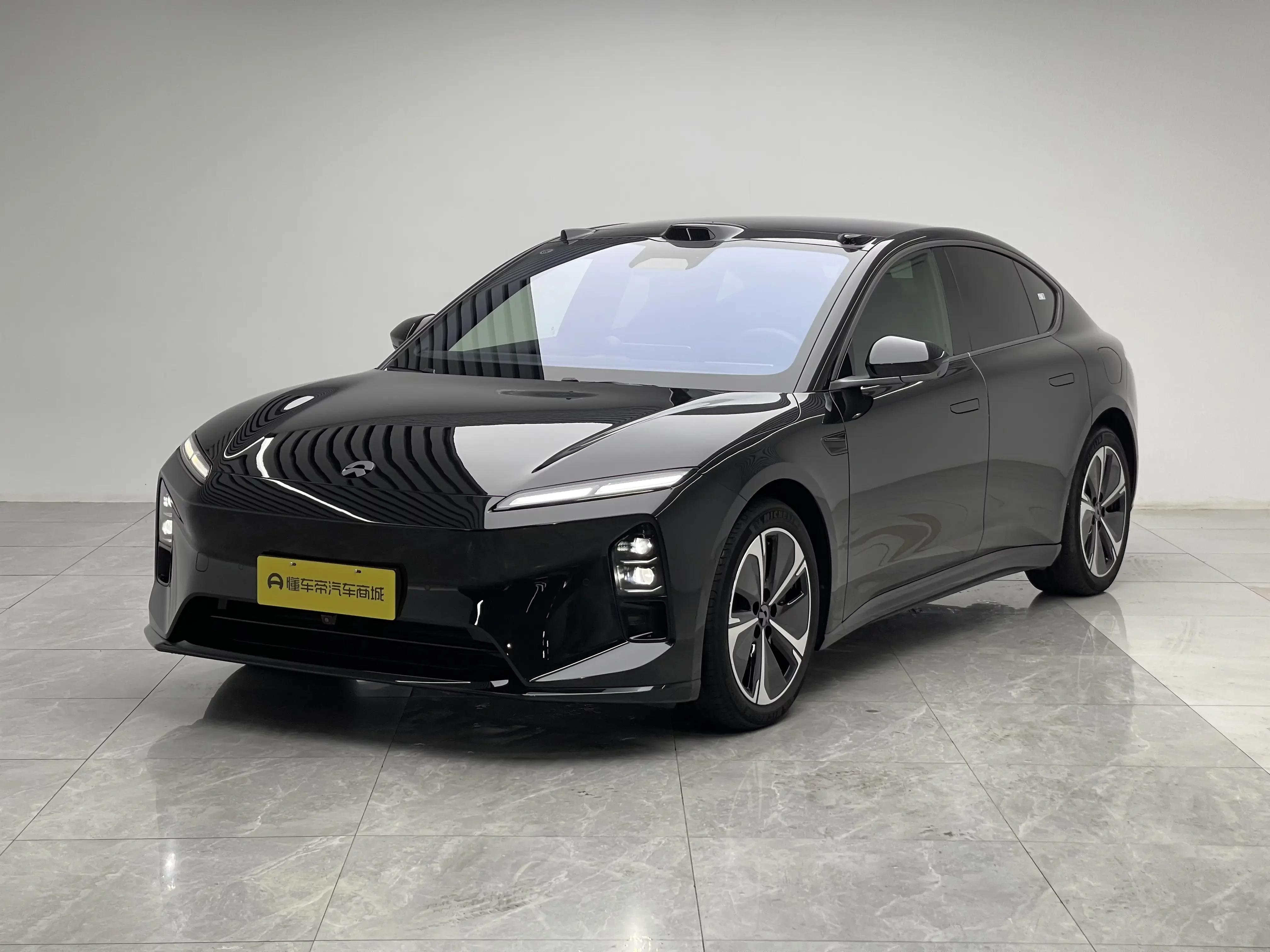 NIO ET5