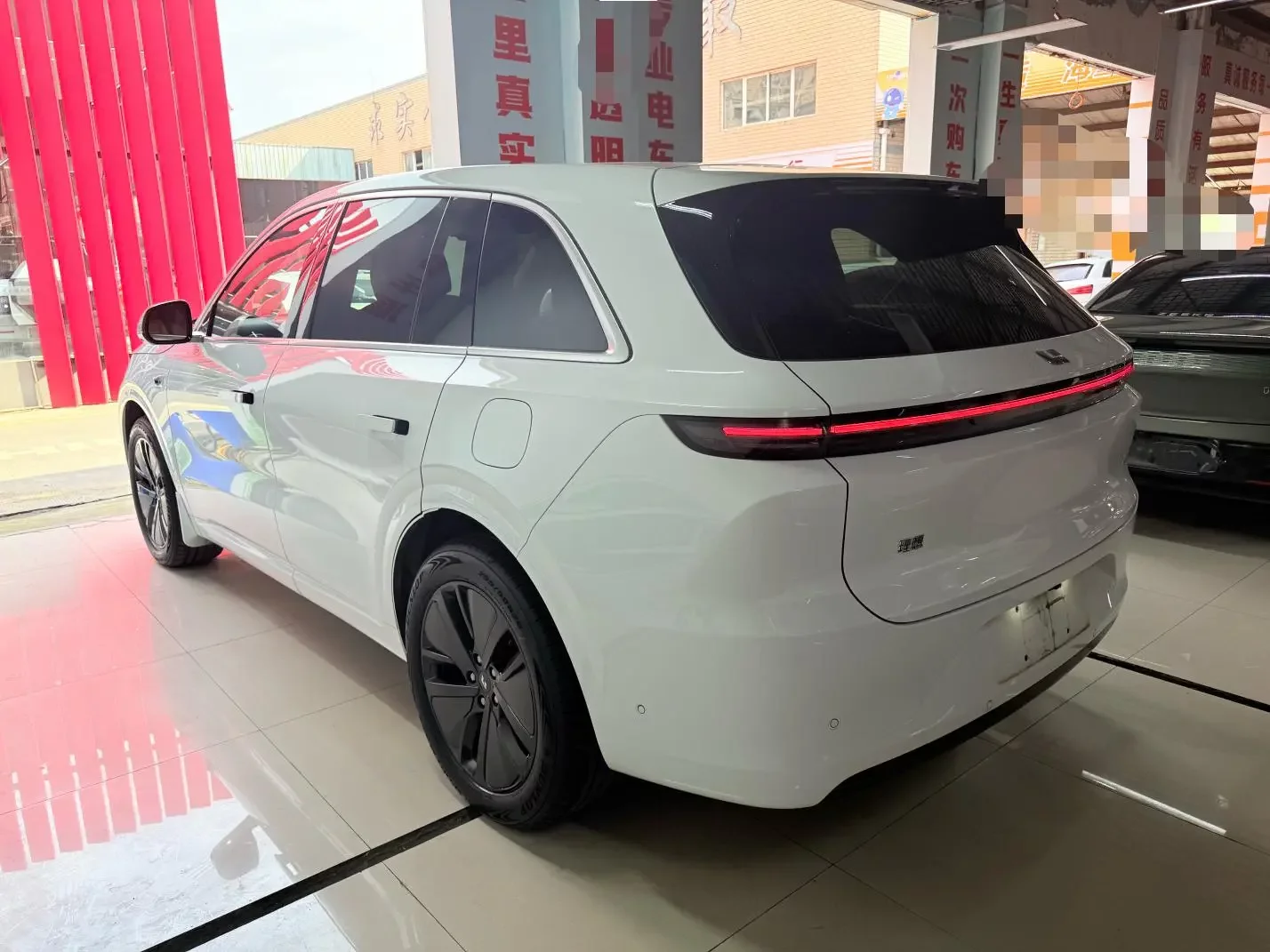 Lixiang L6