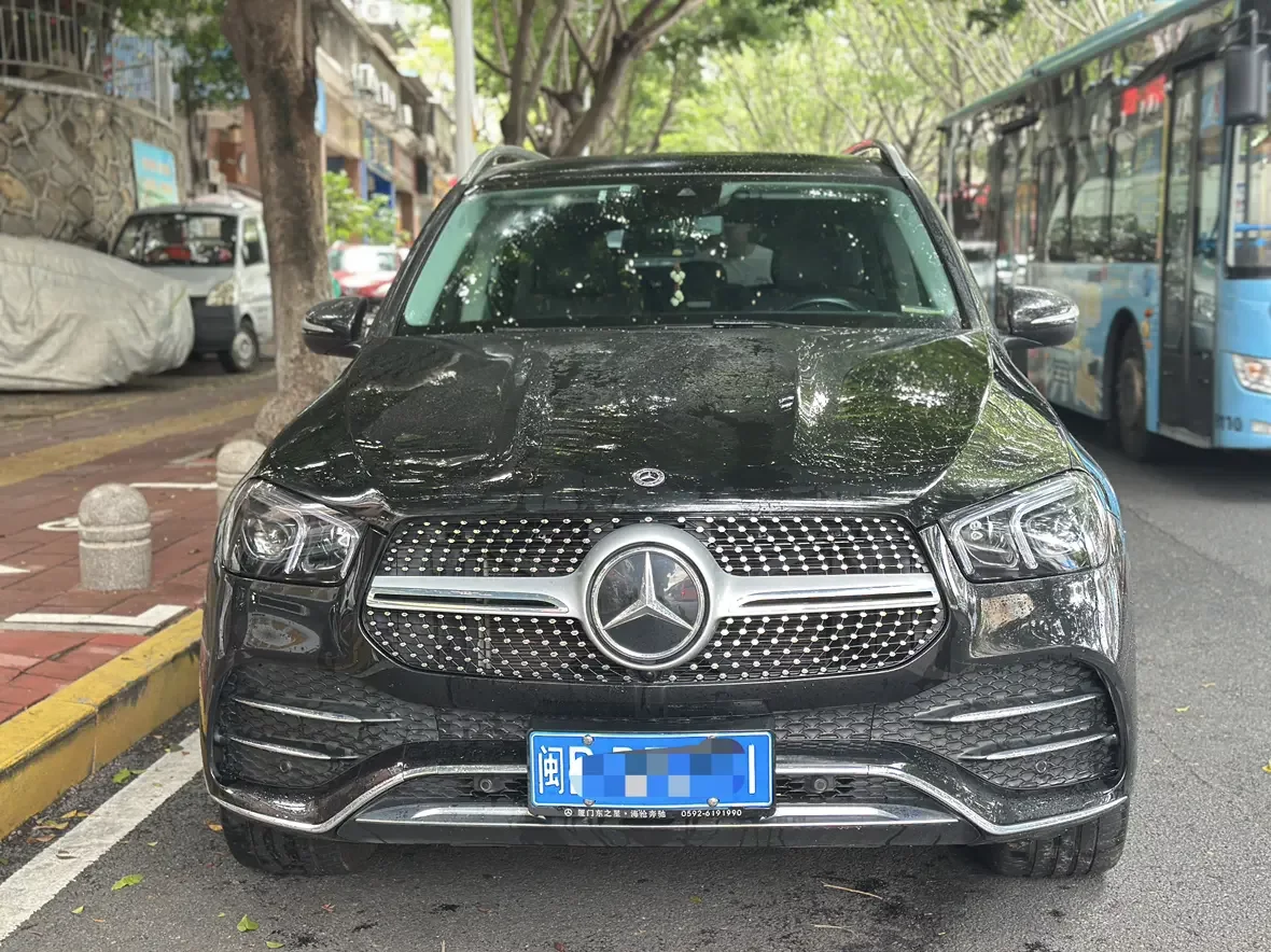 Mercedes-Benz GLE (Imported)