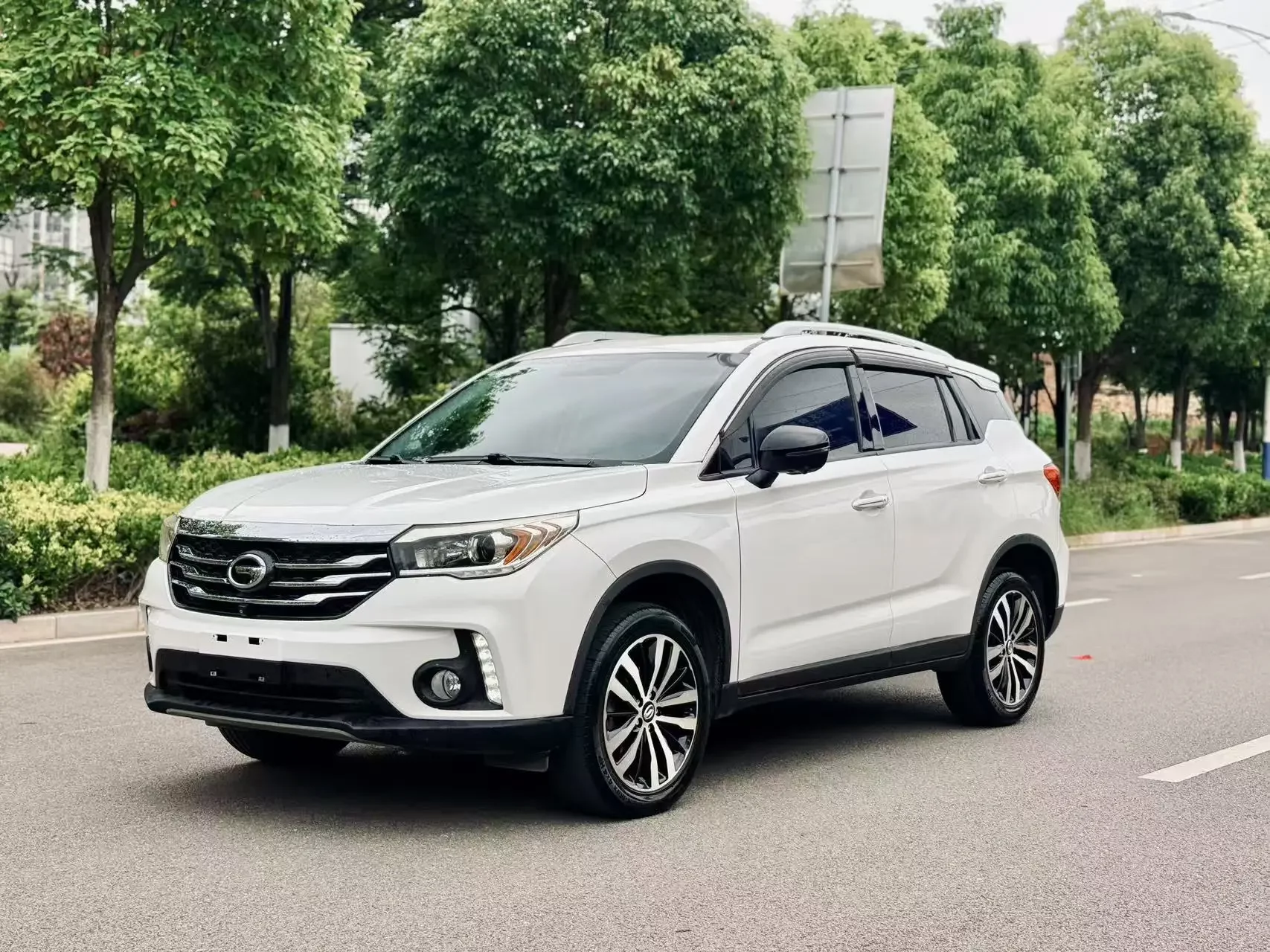 GAC Trumpchi GS4