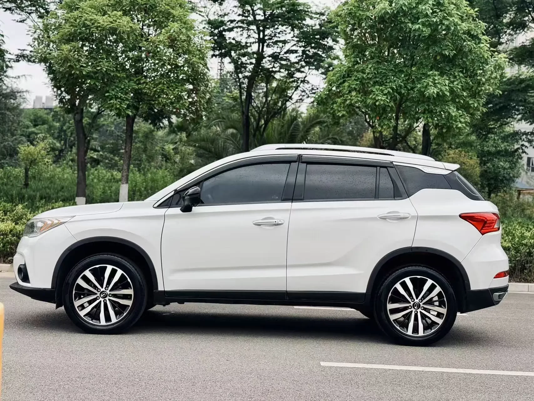 GAC Trumpchi GS4