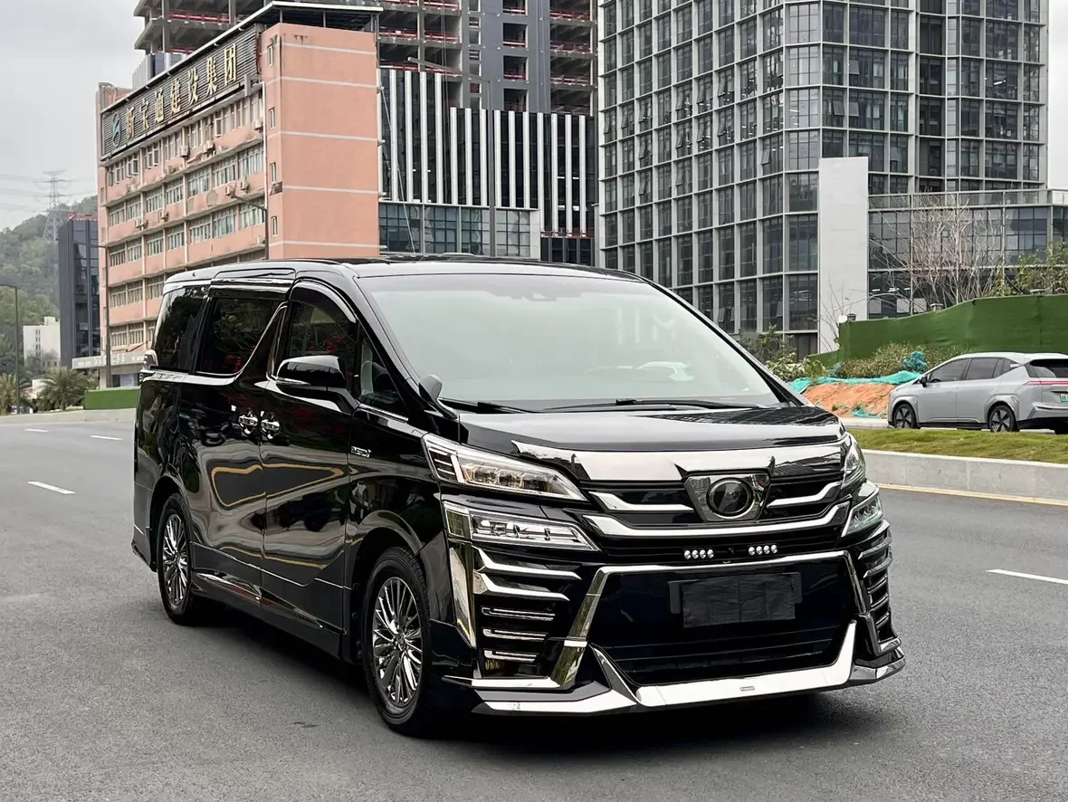 Toyota Crown Wellfire