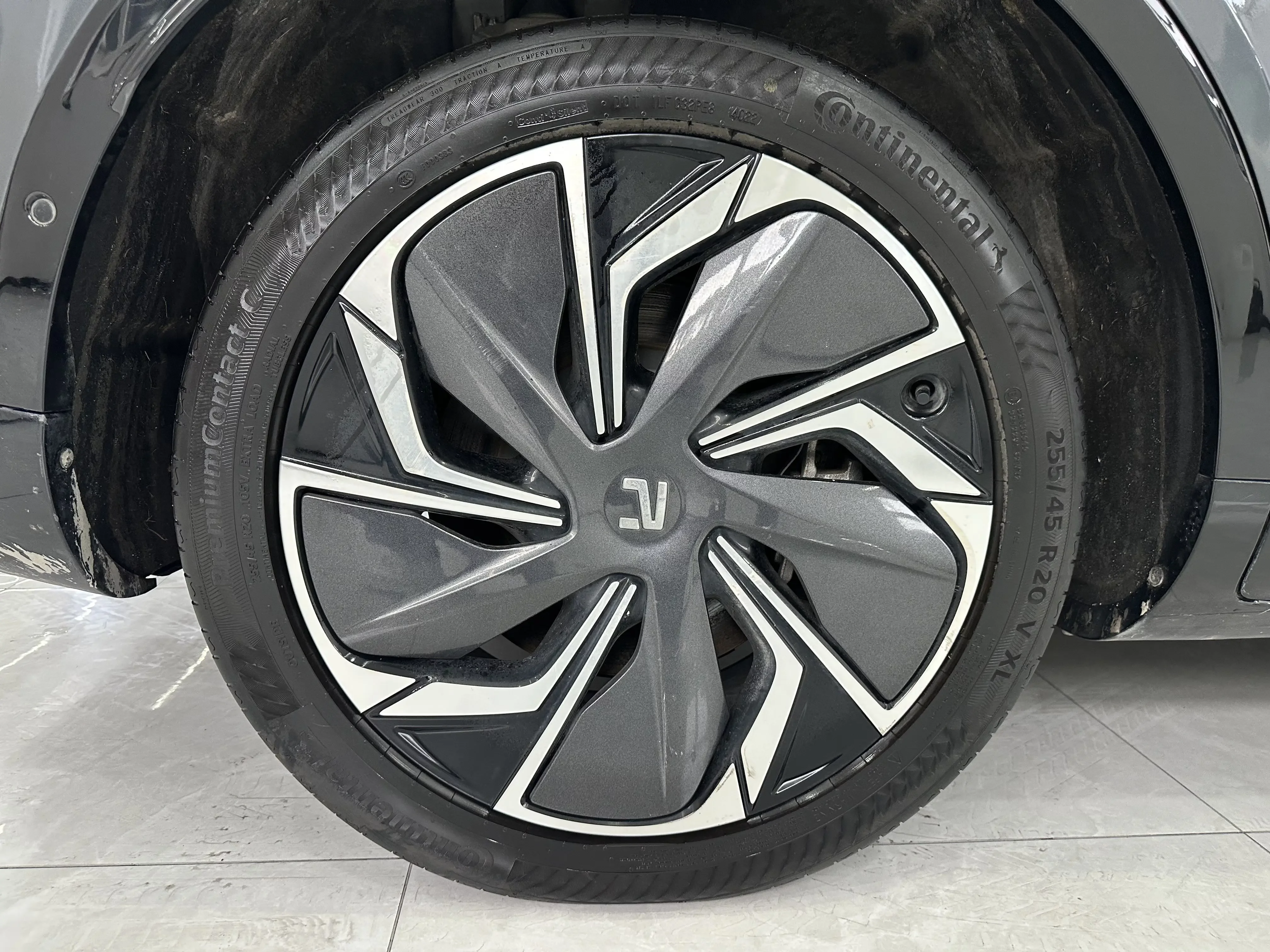 Rising Auto Feifan R7