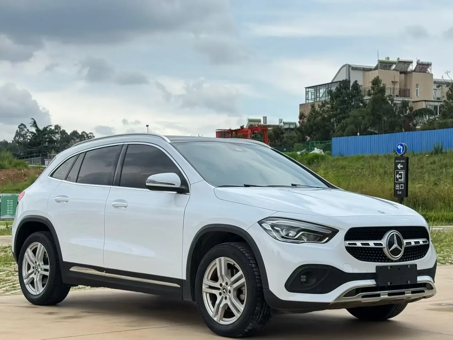 Mercedes-Benz GLA