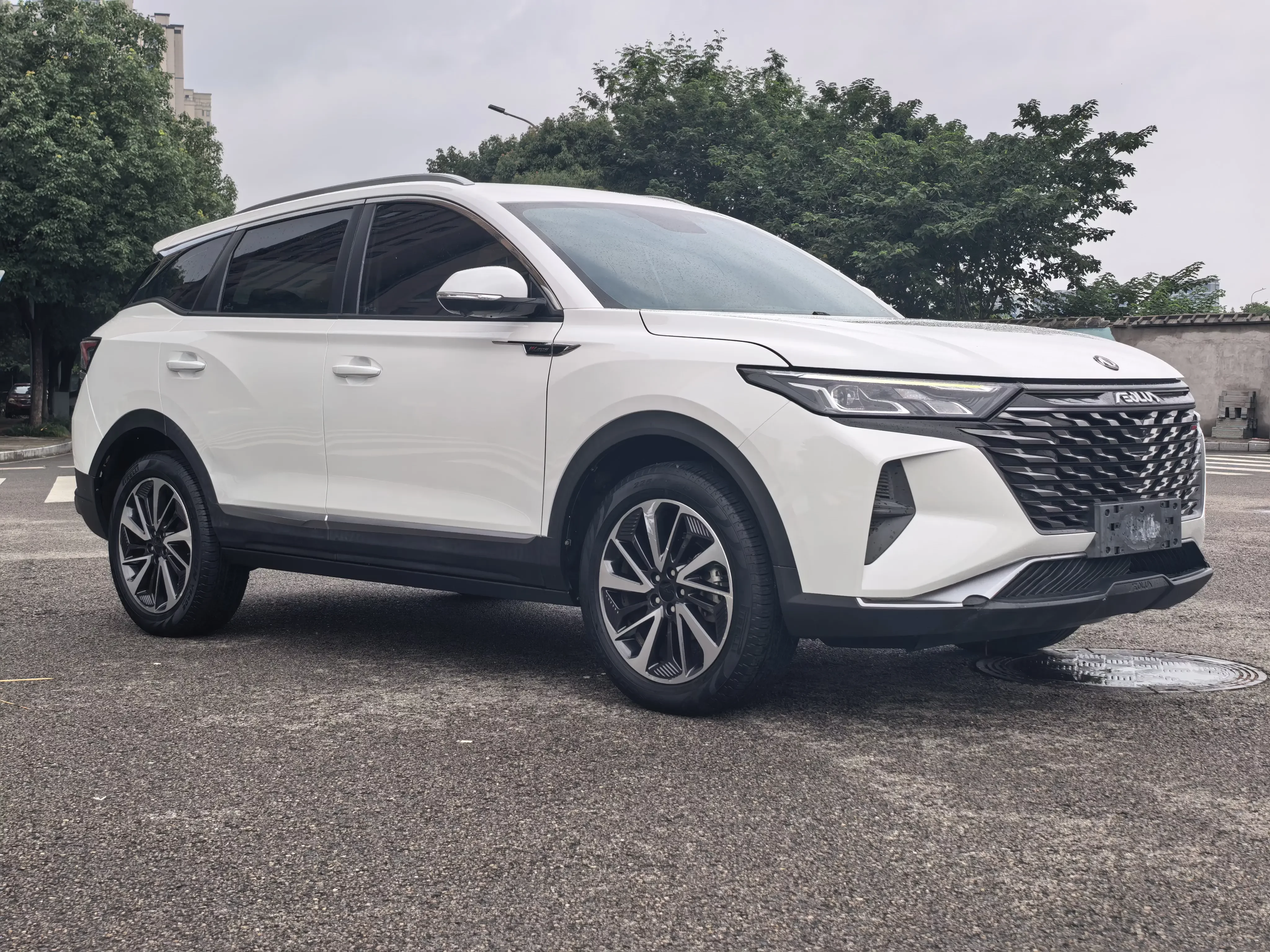Dongfeng Fengshen AX7