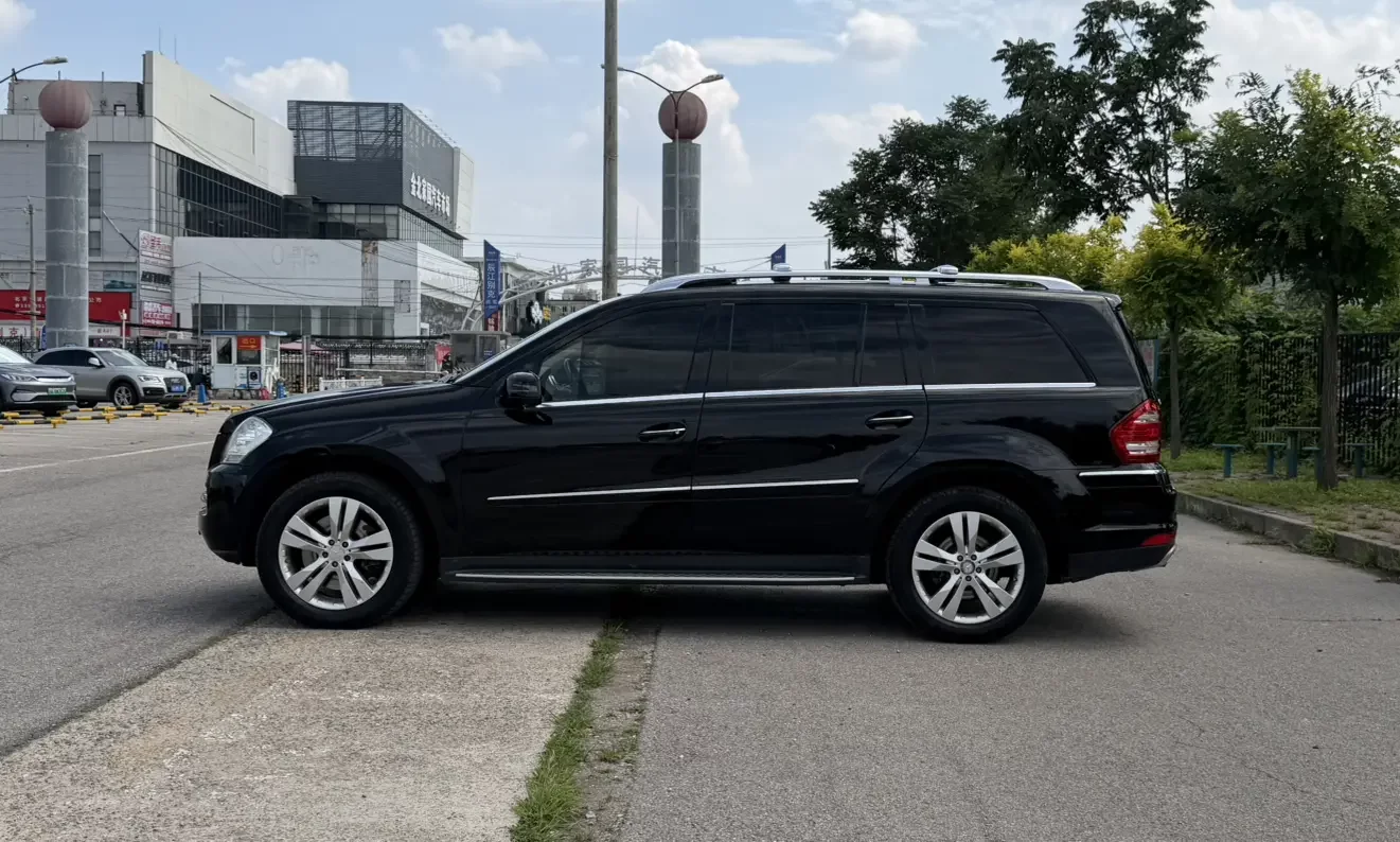 Mercedes-Benz GL Class