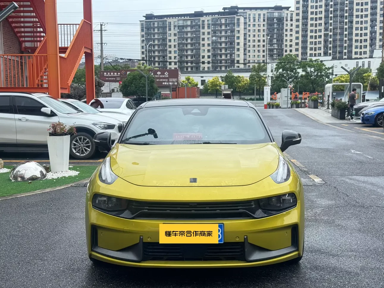 Lynk & Co 03