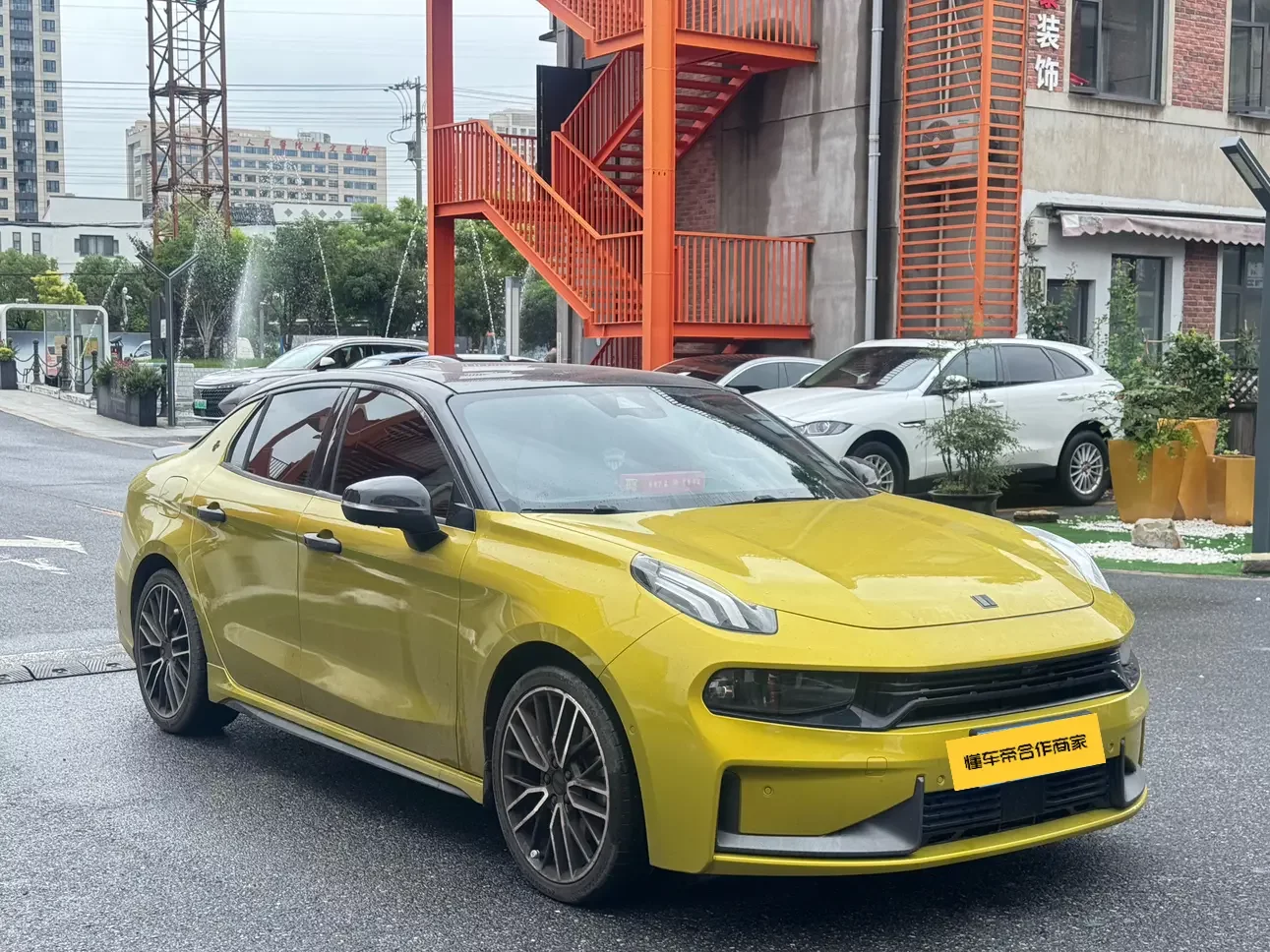 Lynk & Co 03