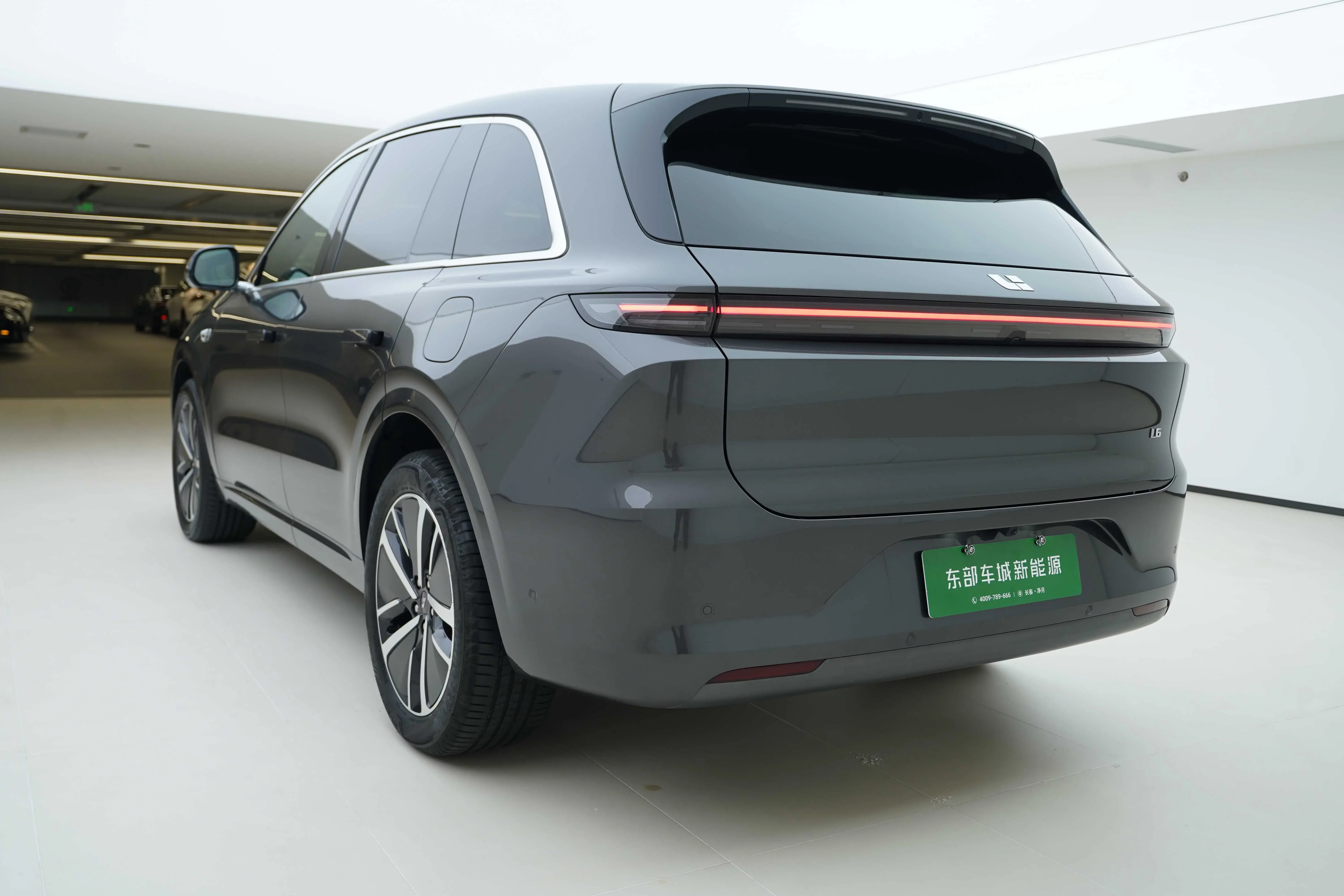 Lixiang L6