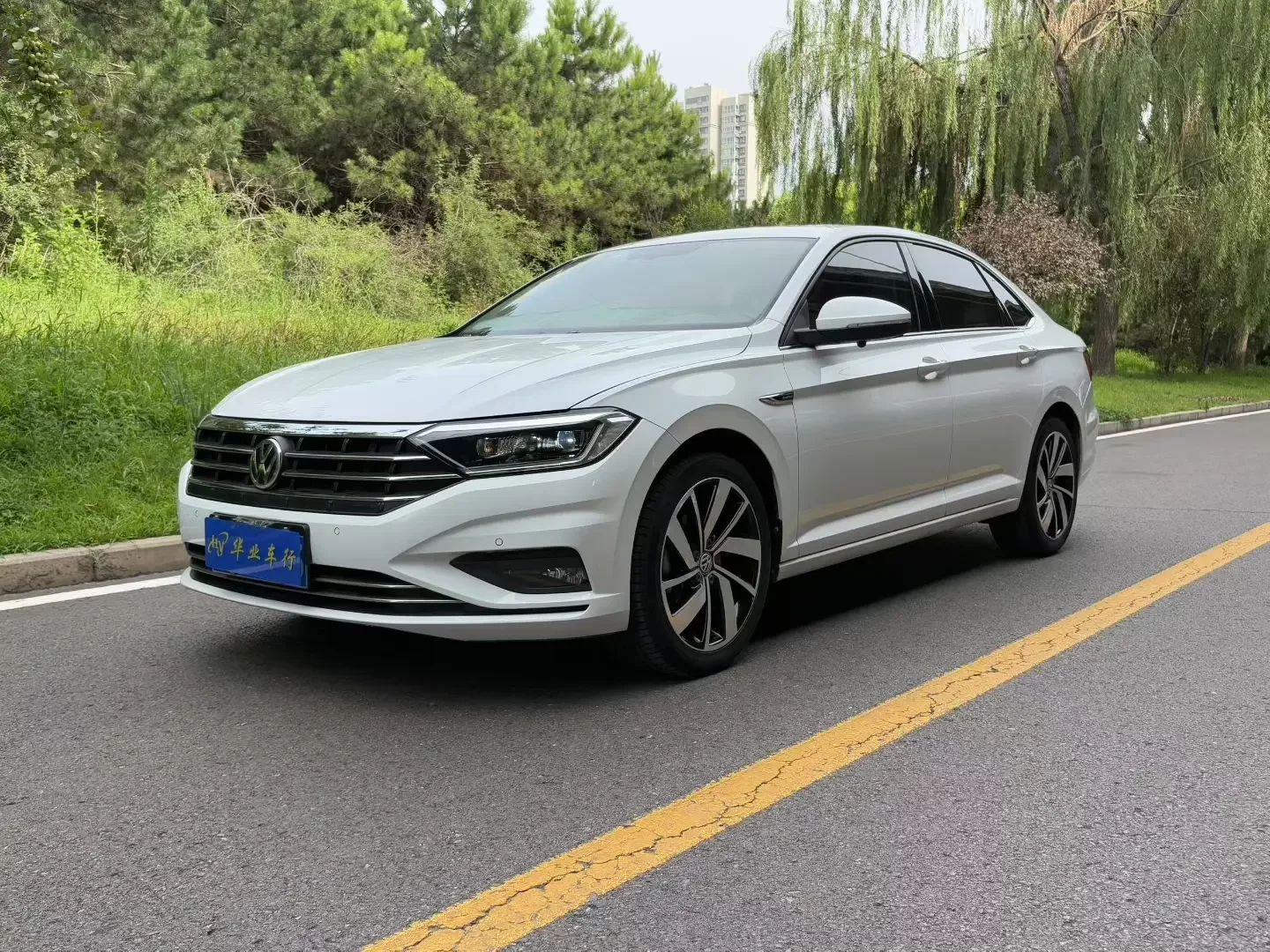 Volkswagen Sagitar