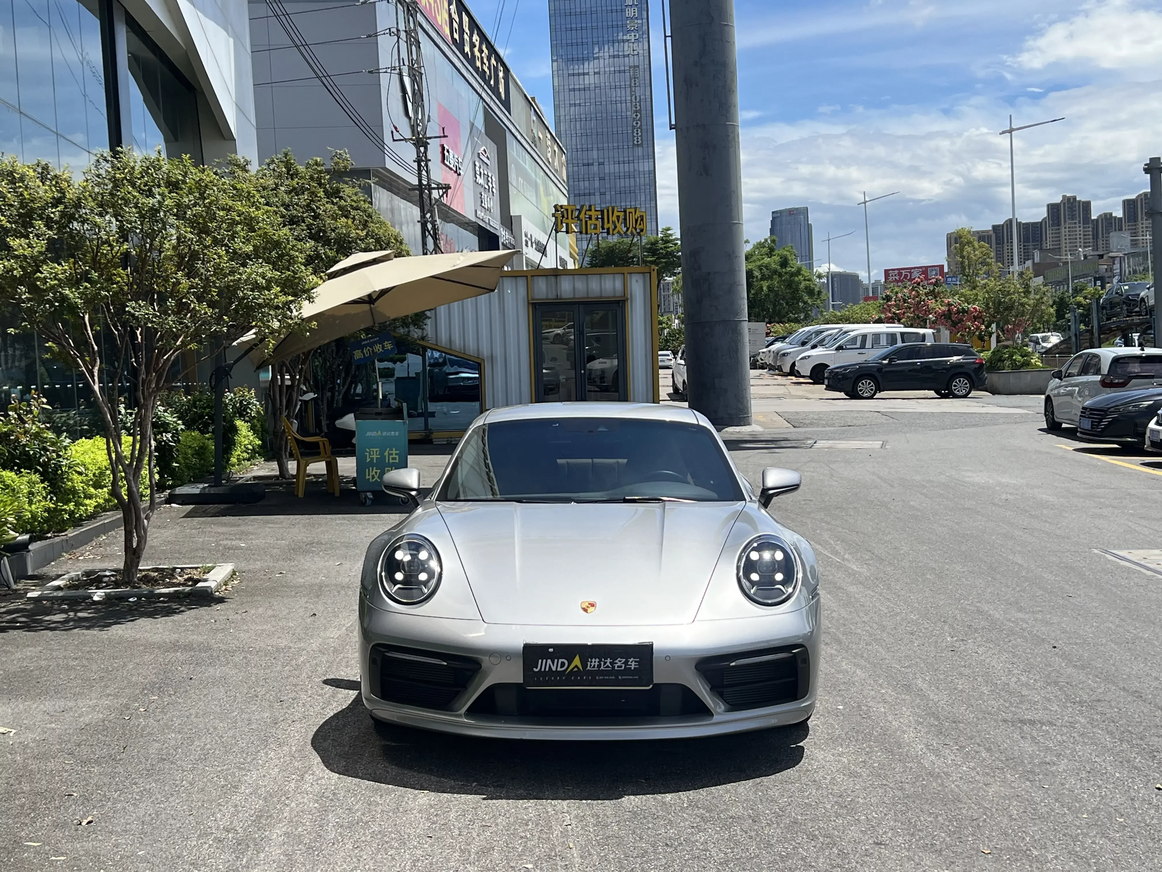 Porsche 911
