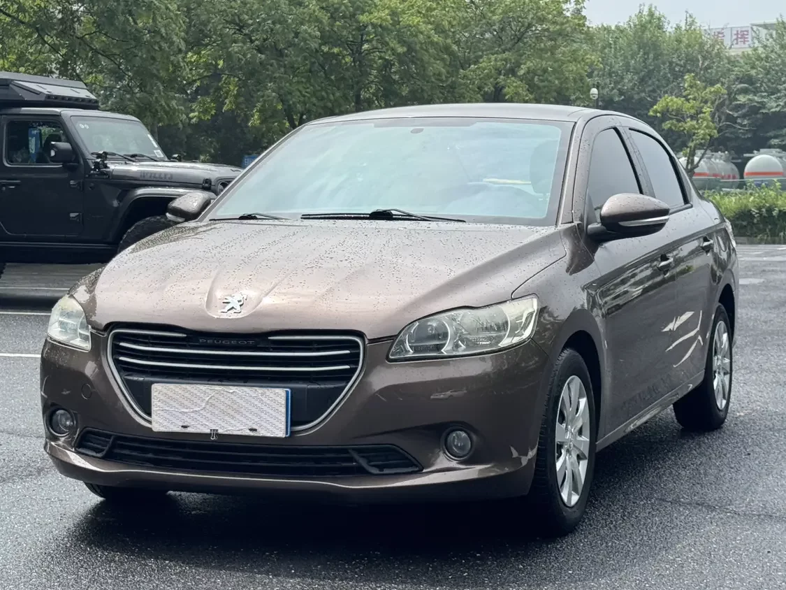 Peugeot 301