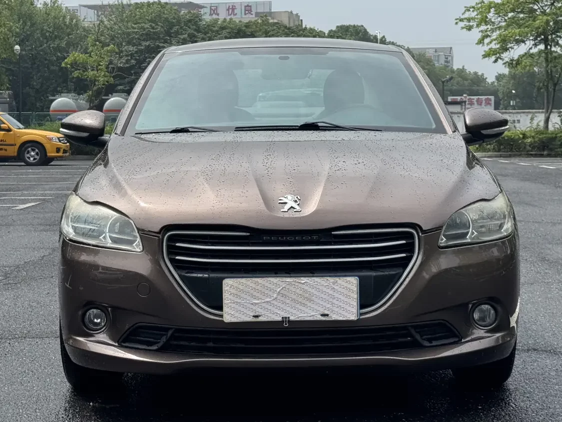 Peugeot 301