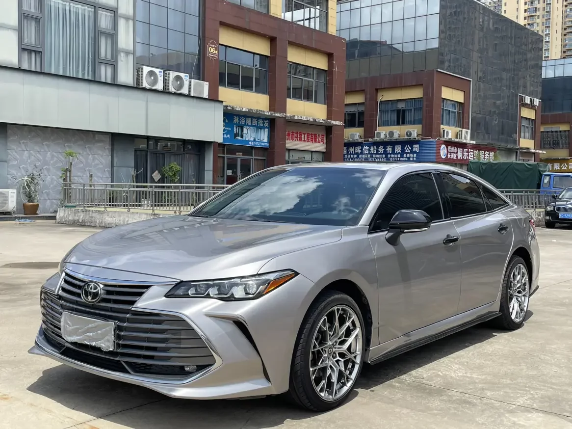 Toyota Avalon