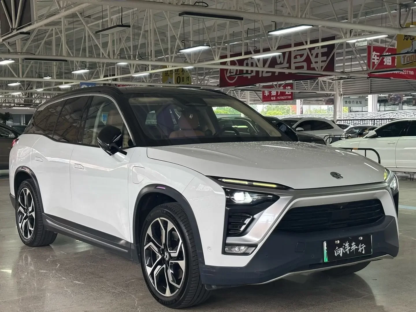 NIO ES8