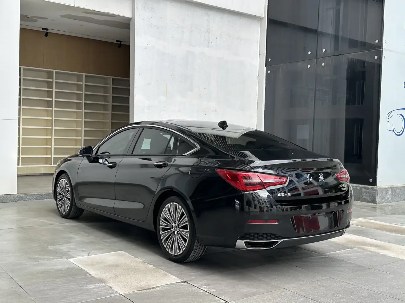 Hongqi H5 classic