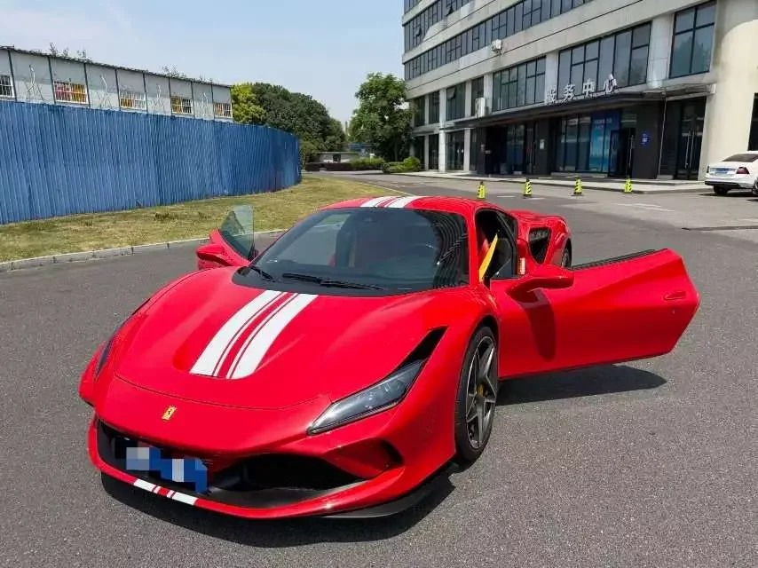Ferrari F8