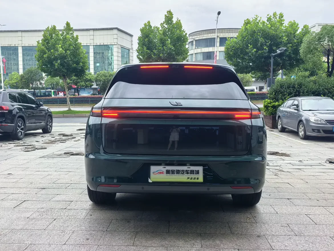 Lixiang L7