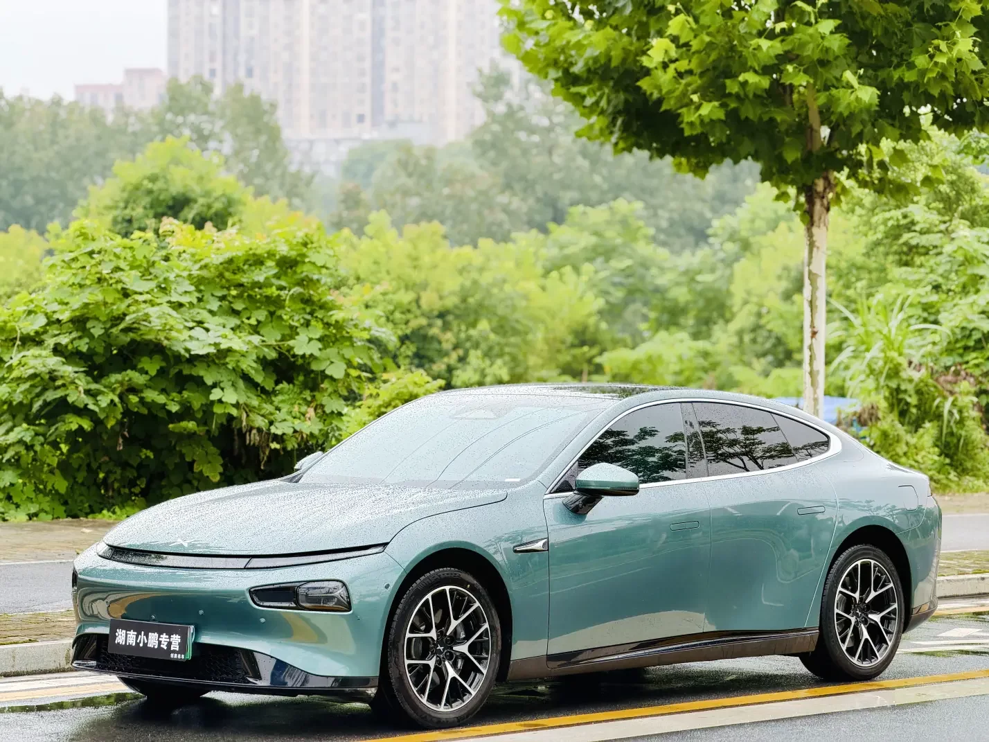 Xpeng P7