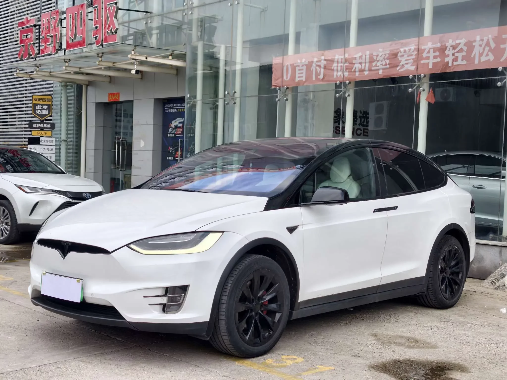 Tesla Model X