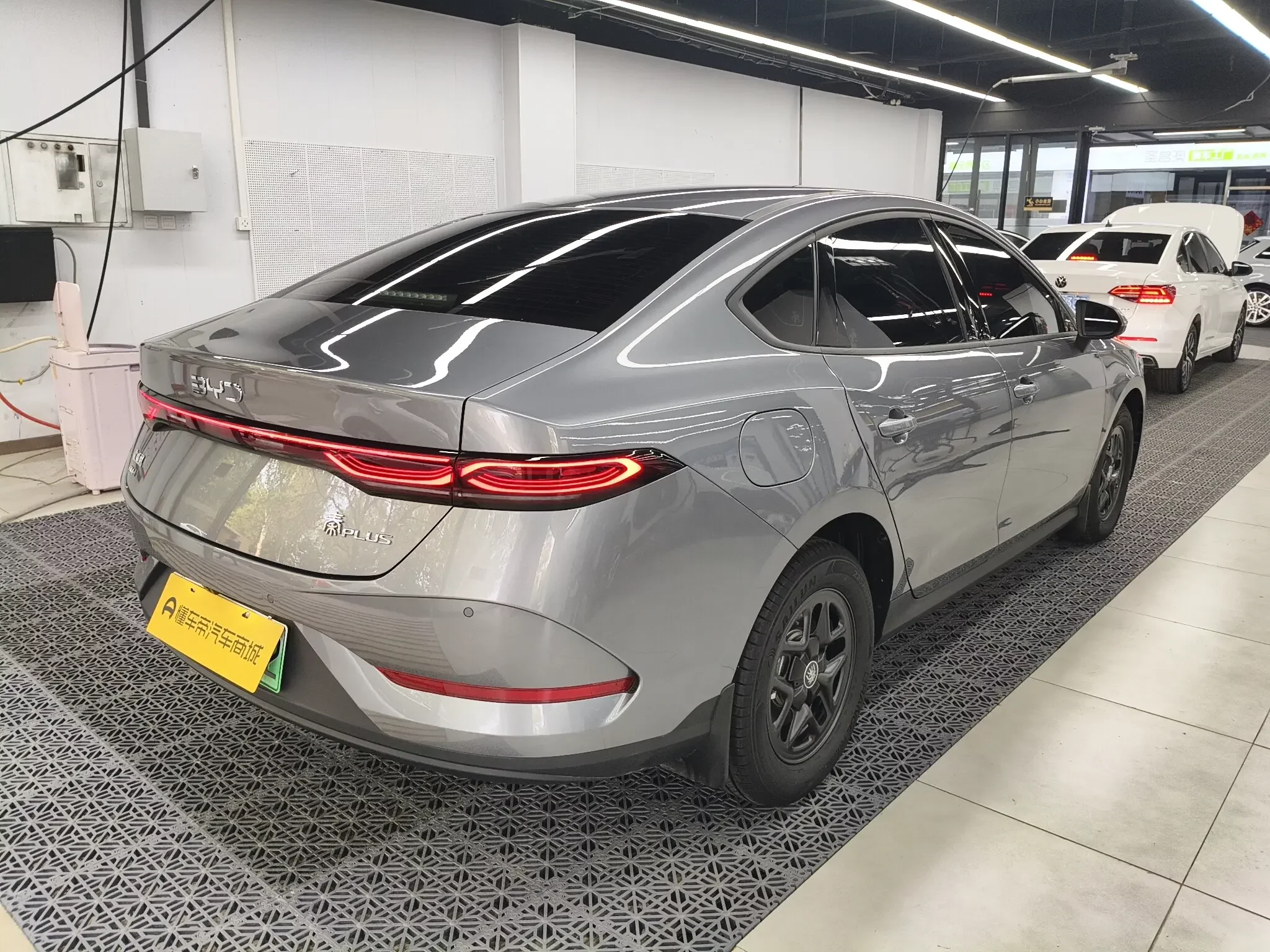 BYD Qin PLUS DM