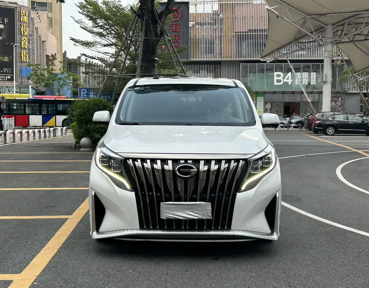GAC Trumpchi M8