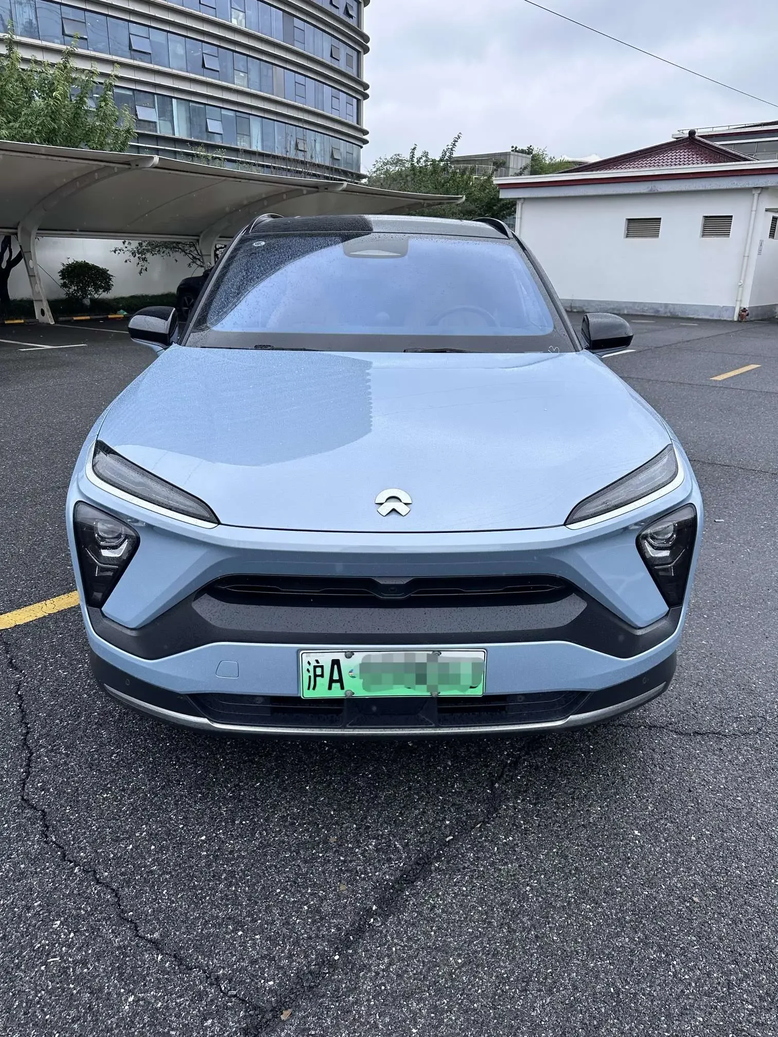 NIO ES6
