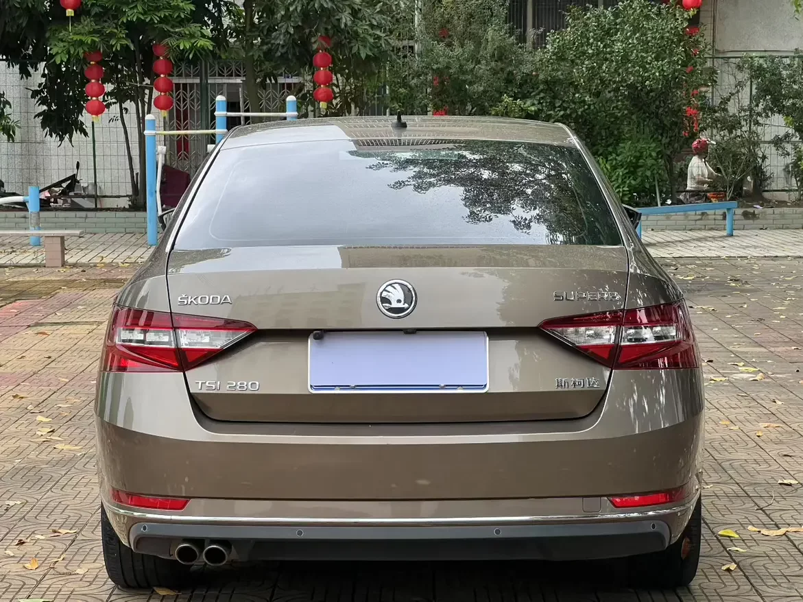 Skoda SuperB