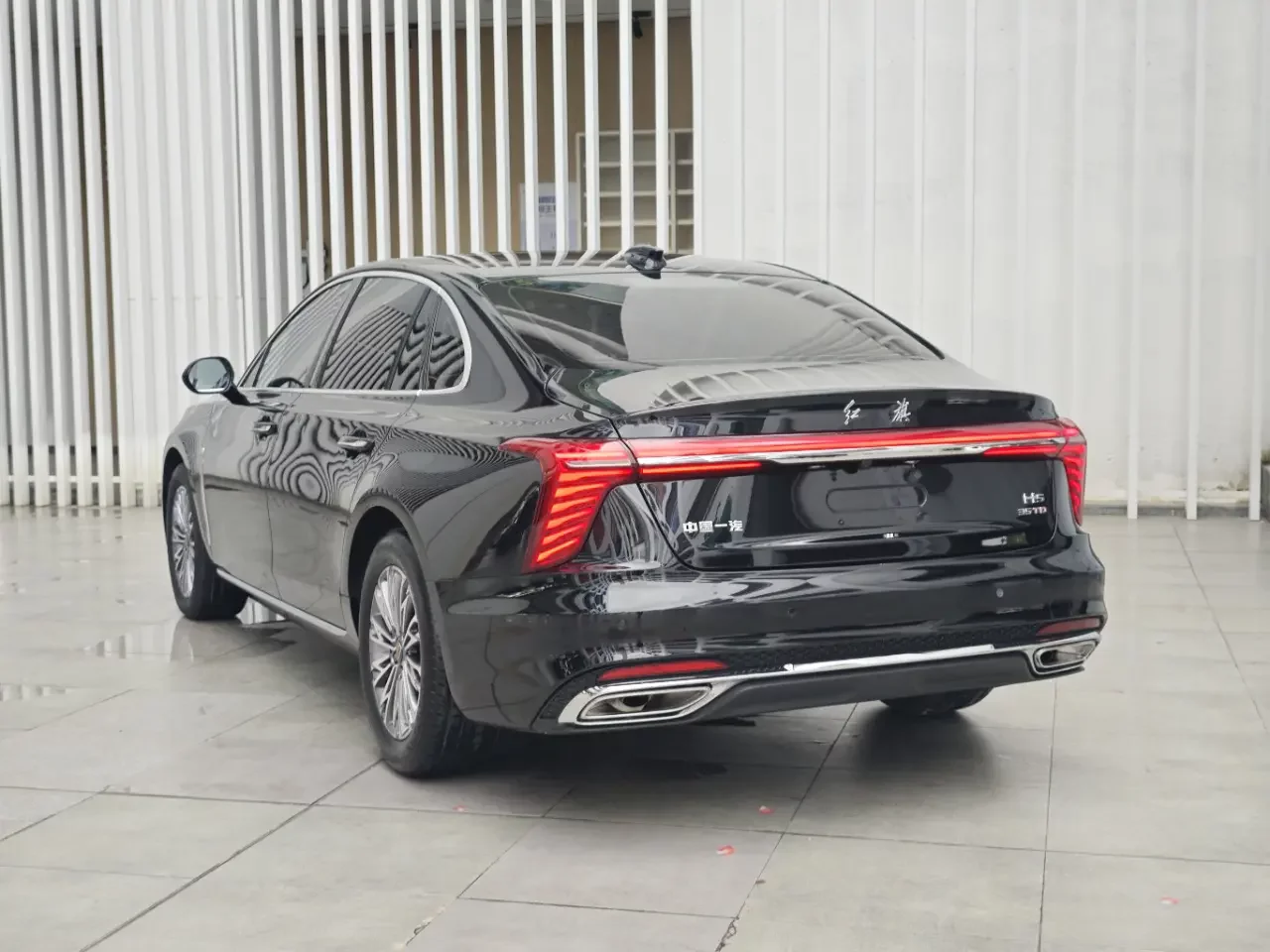 Hongqi H5