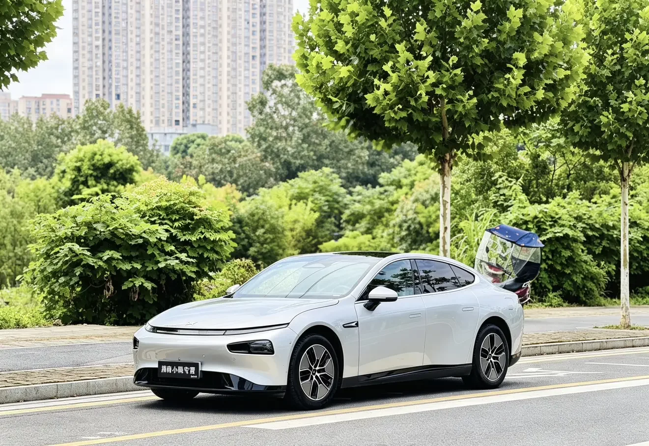 Xpeng P7