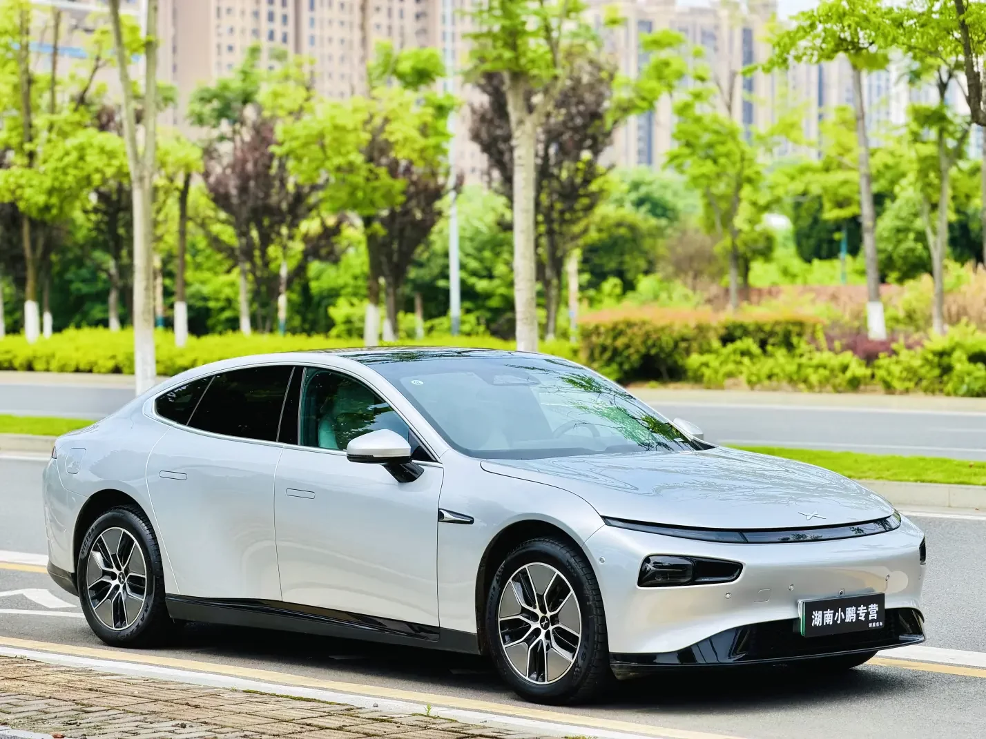 Xpeng P7