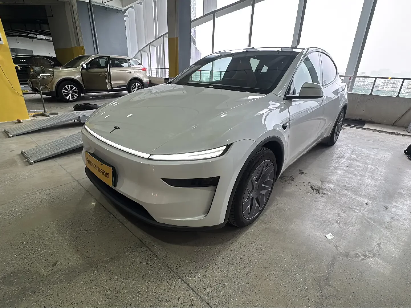 Tesla Model YL
