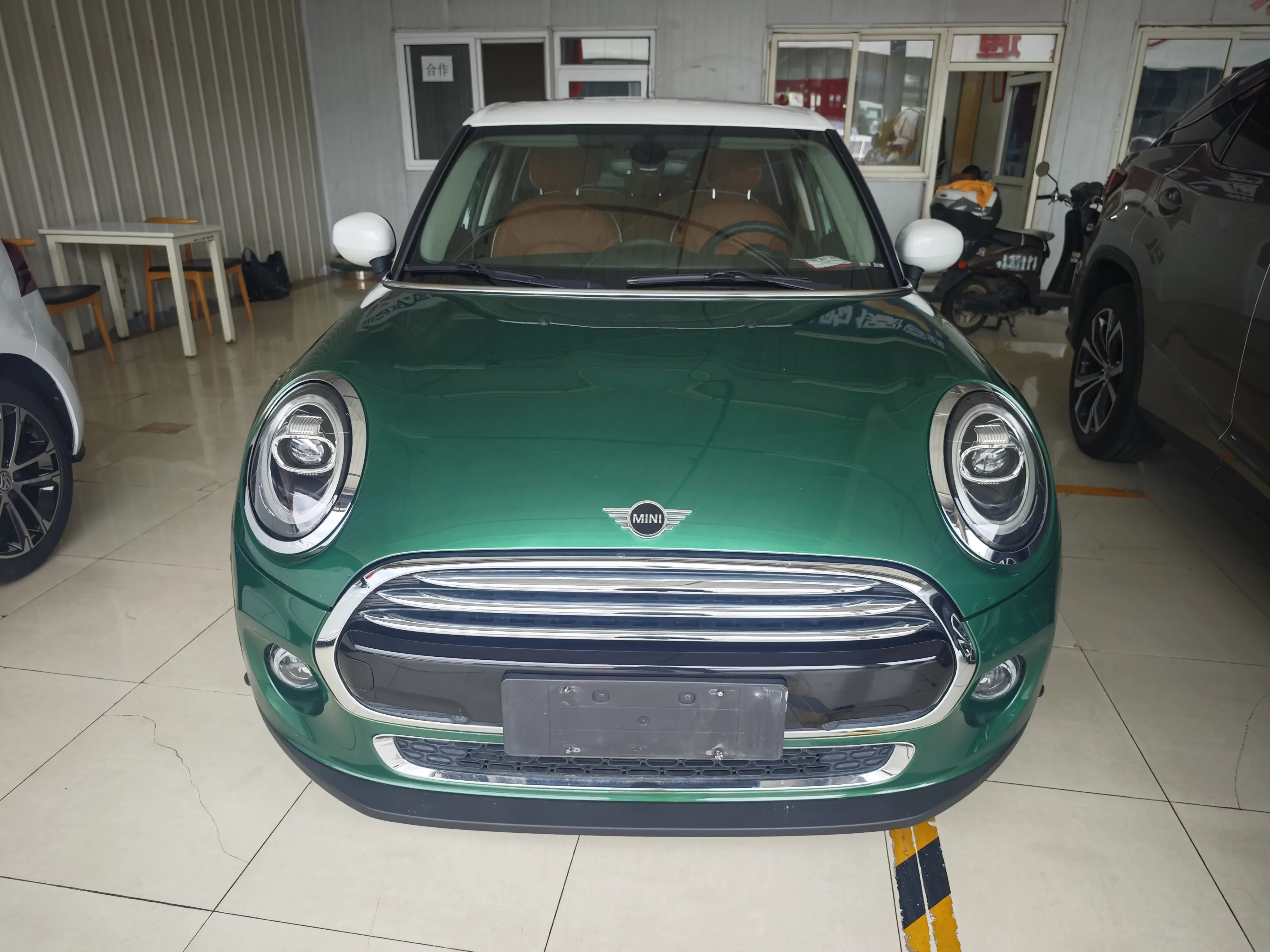 MINI 