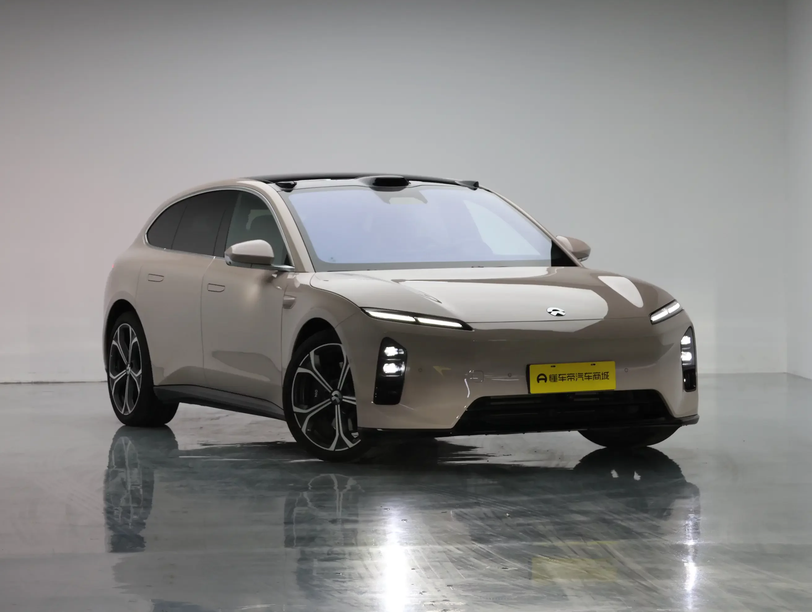 NIO ET5T