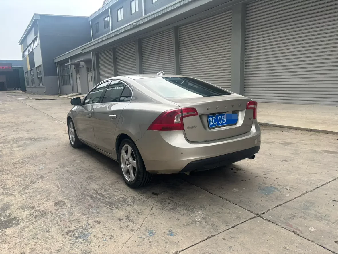 Volvo S60
