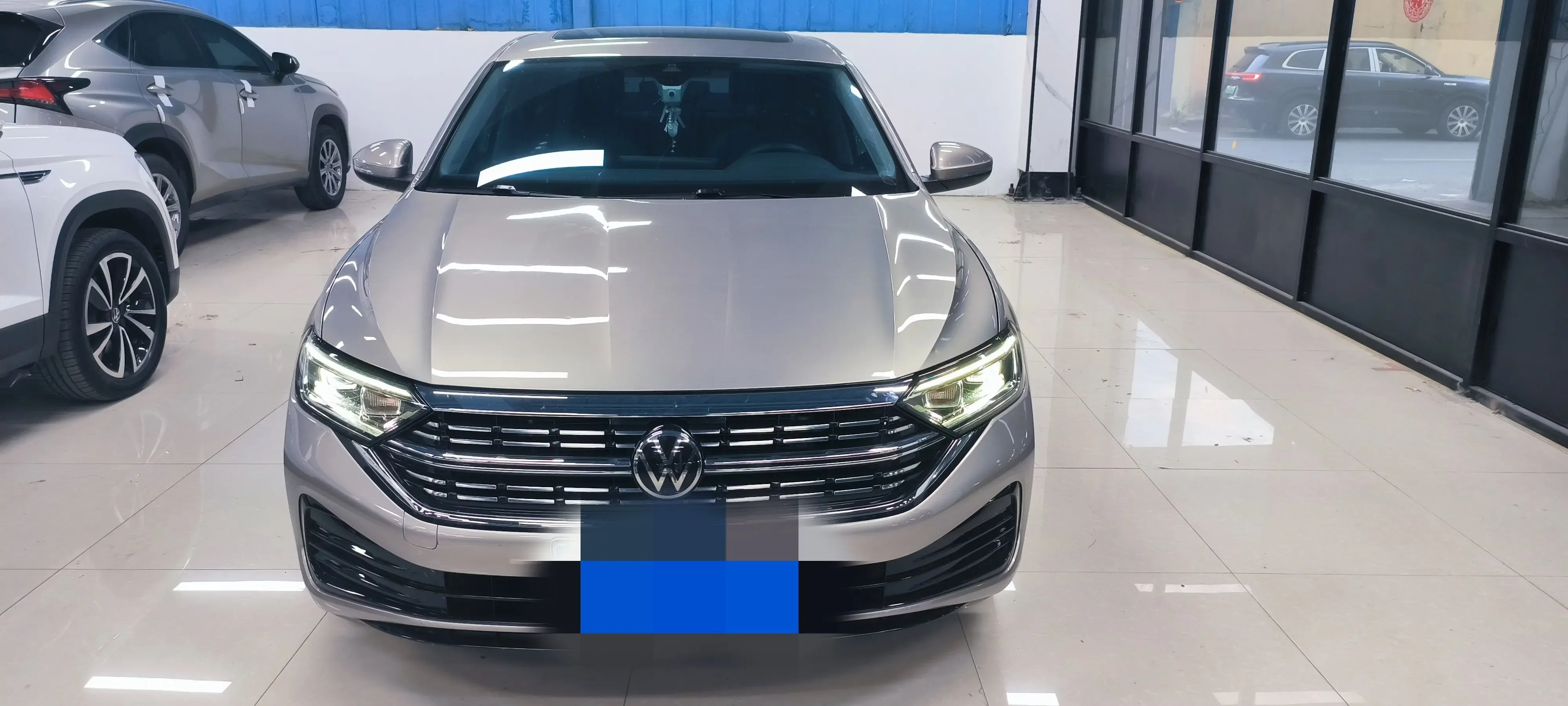 Volkswagen Sagitar
