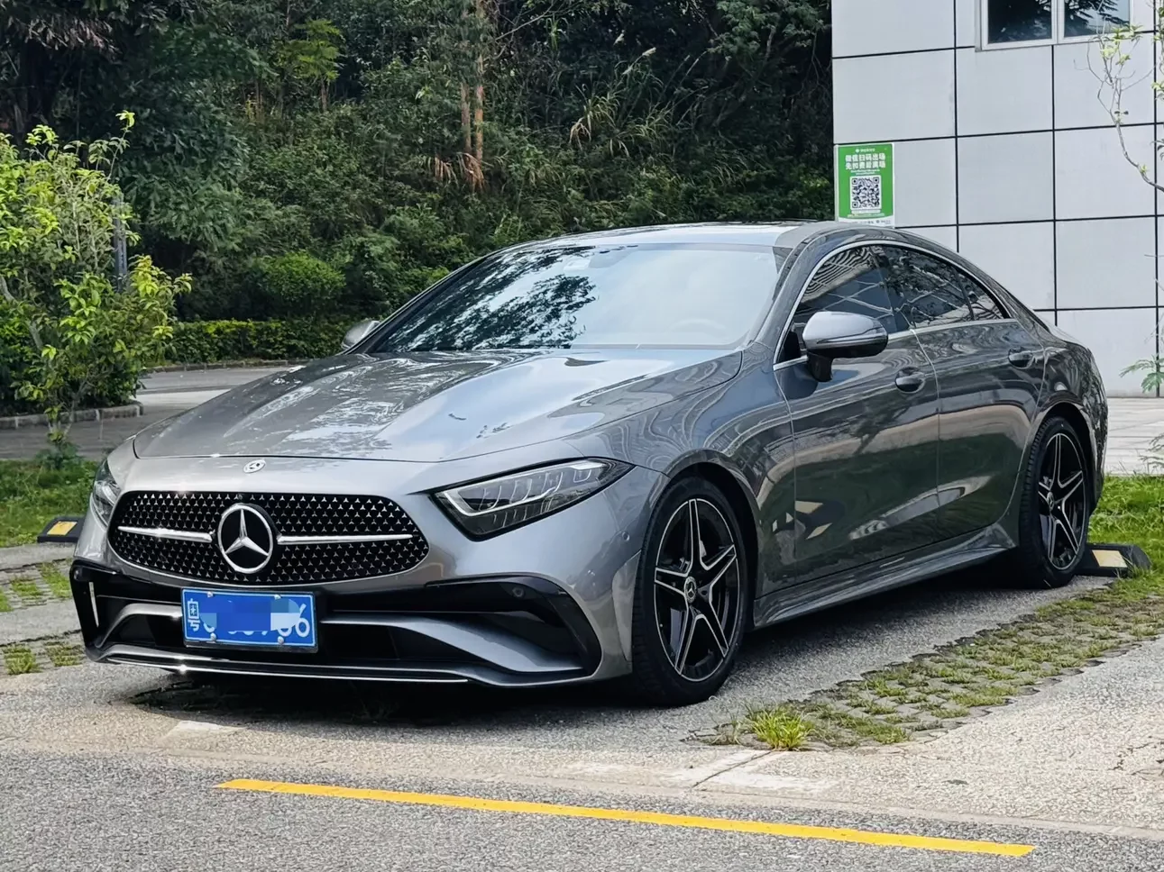 Mercedes-Benz CLS