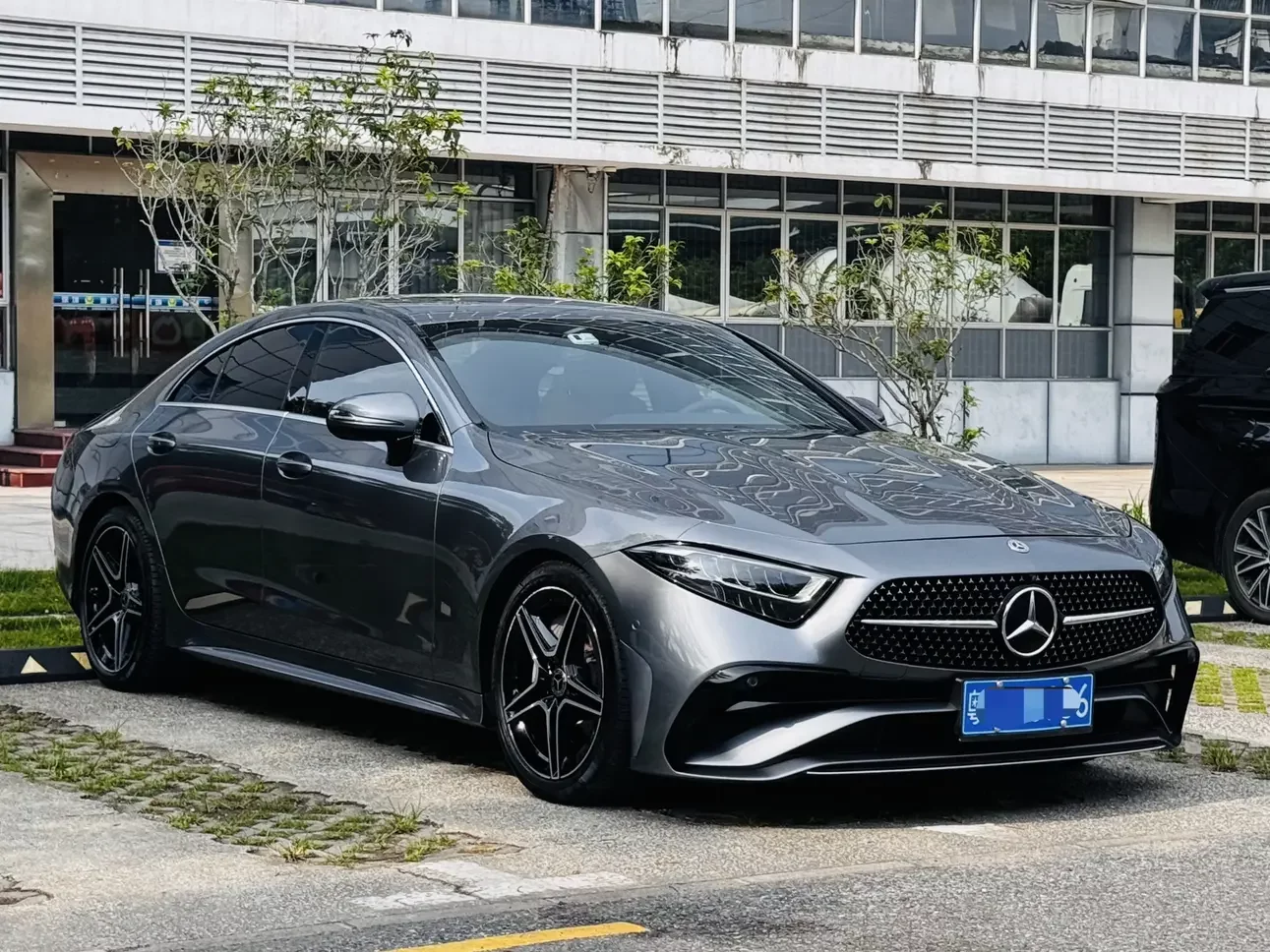 Mercedes-Benz CLS