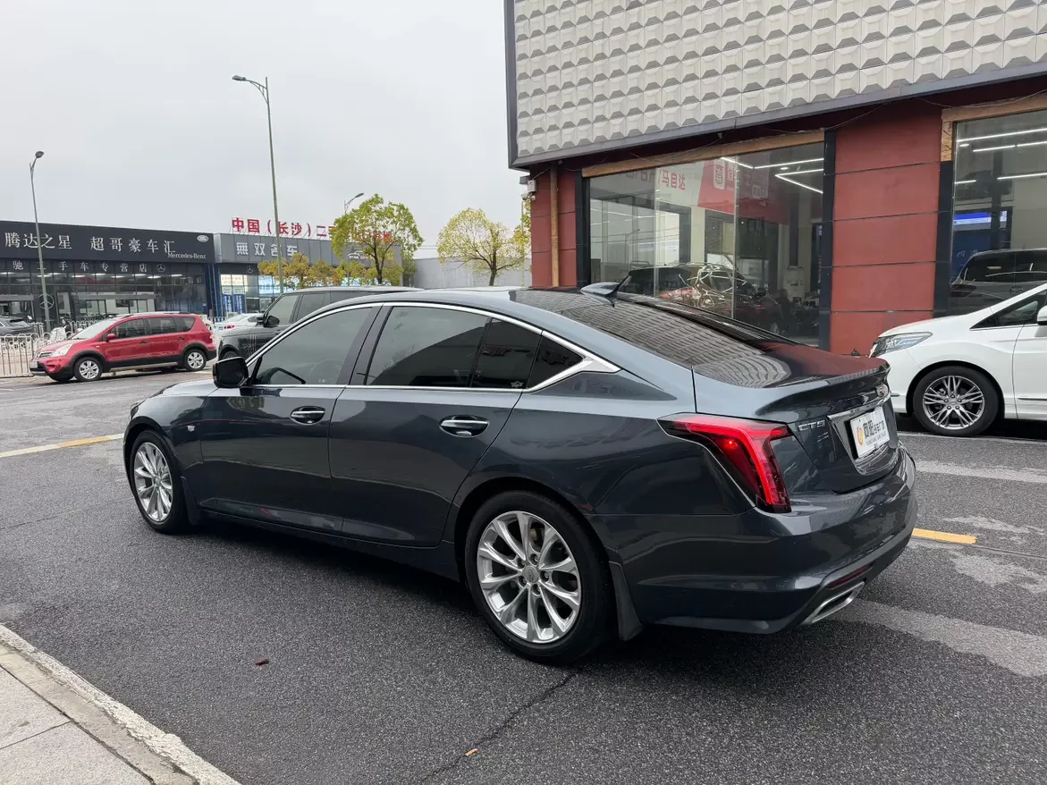 Cadillac CT5