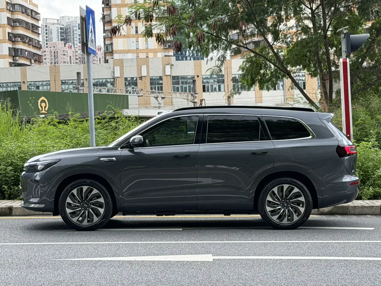 AITO M7