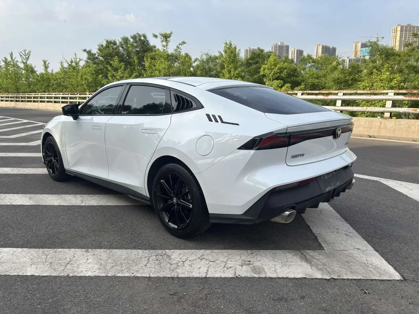 Changan UNI-V