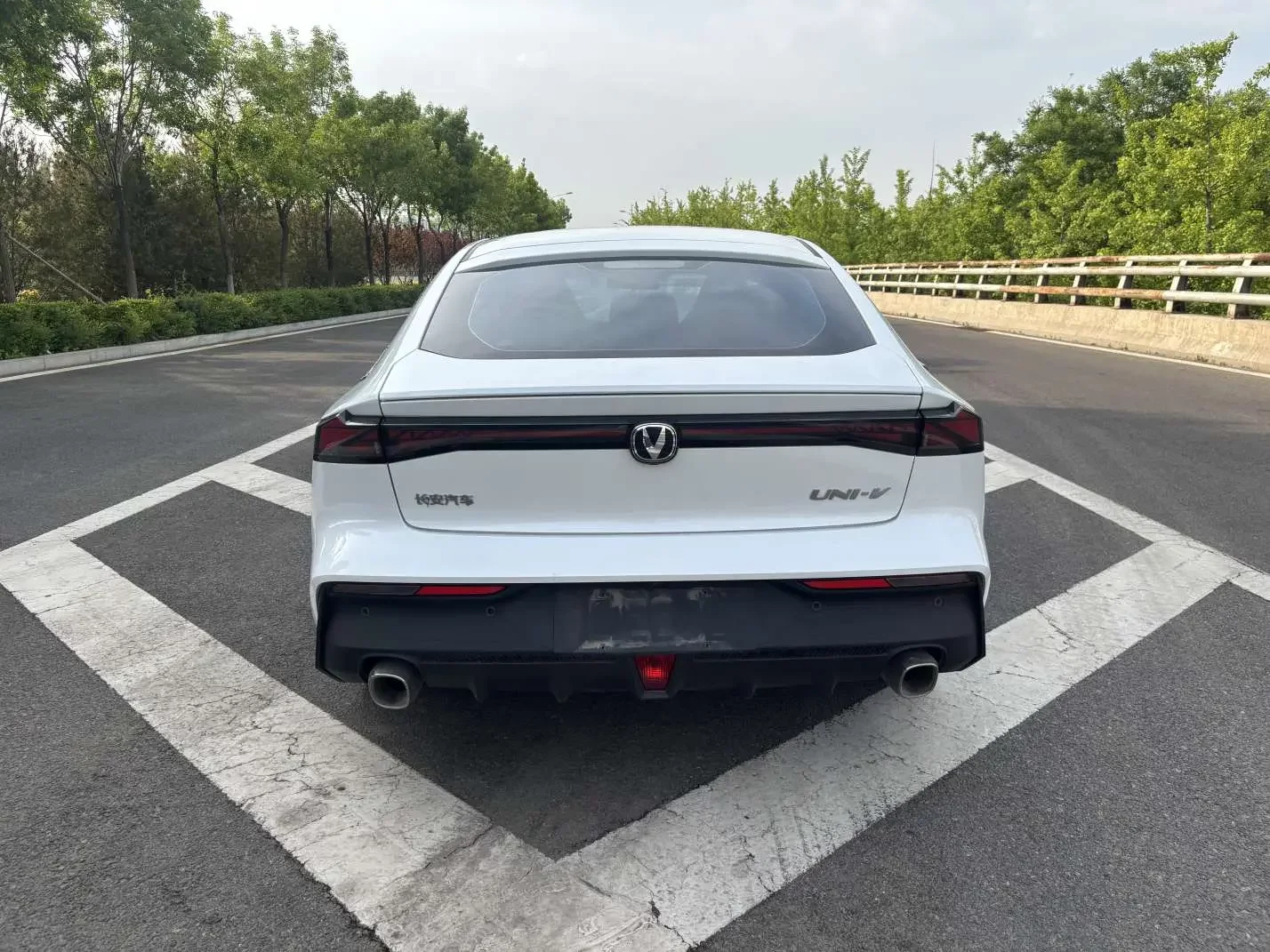Changan UNI-V