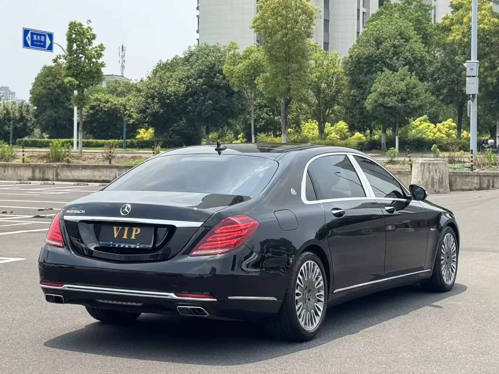 Mercedes-Benz Maybach S-Class
