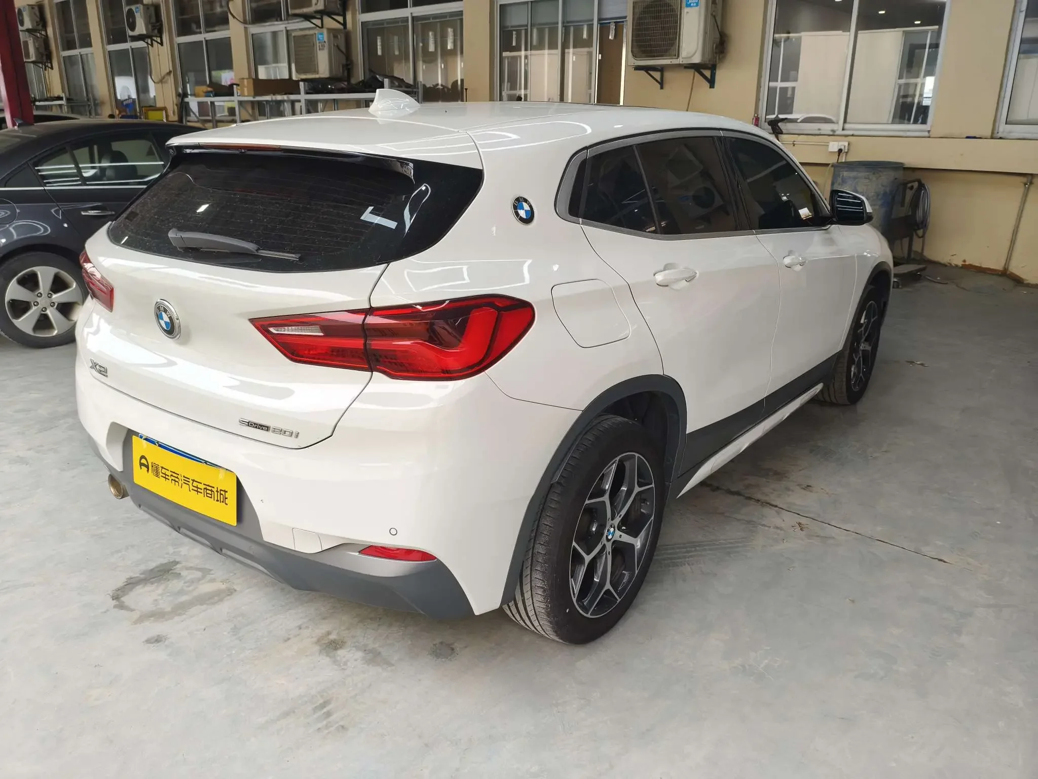 BMW X2