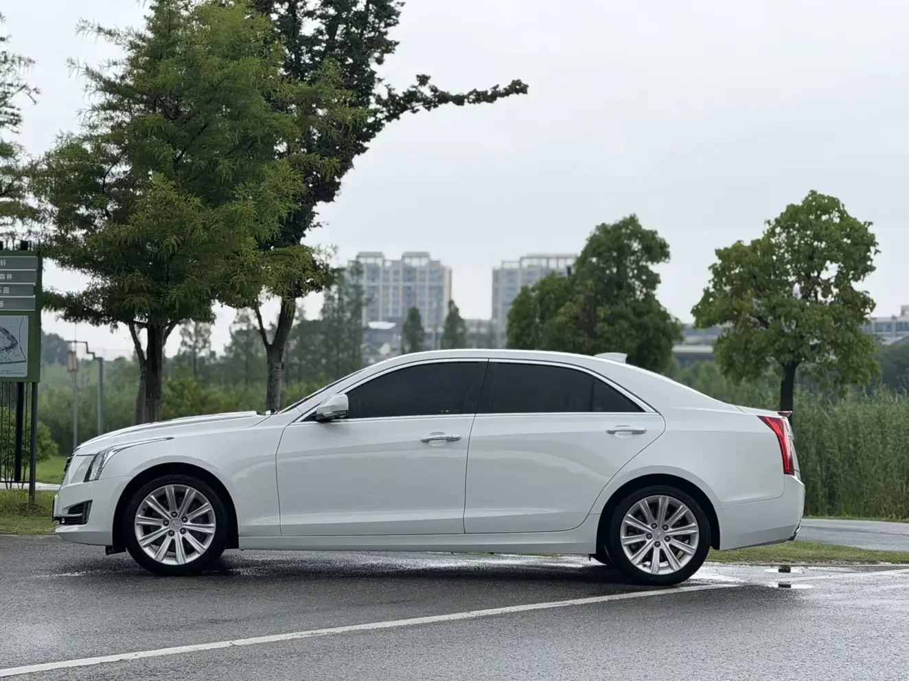 Cadillac ATS-L