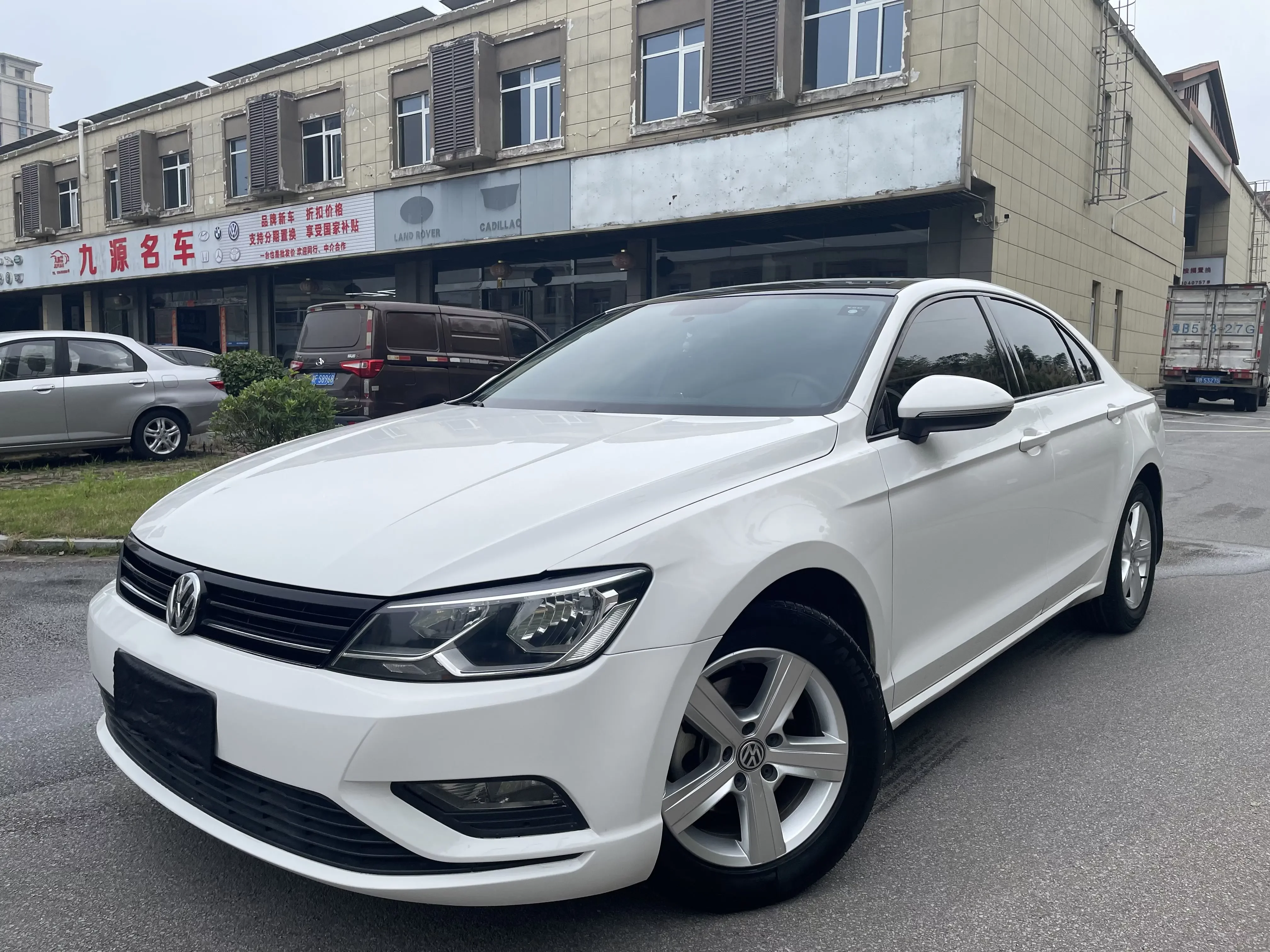Volkswagen Lamando