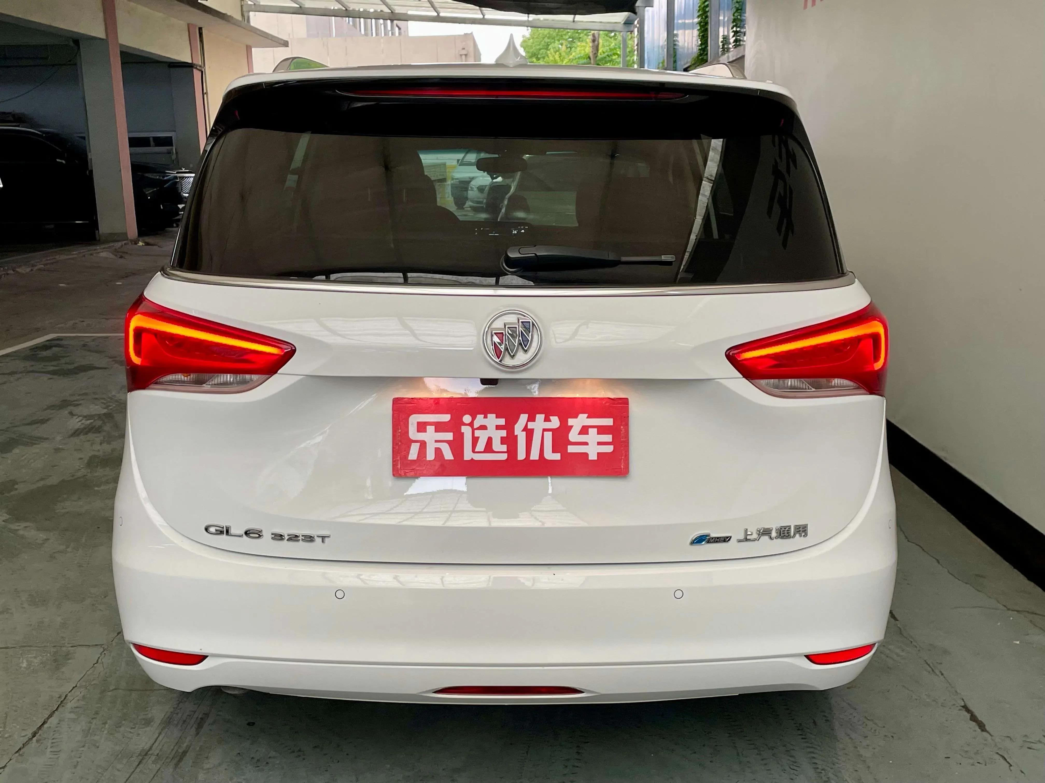 Buick GL6